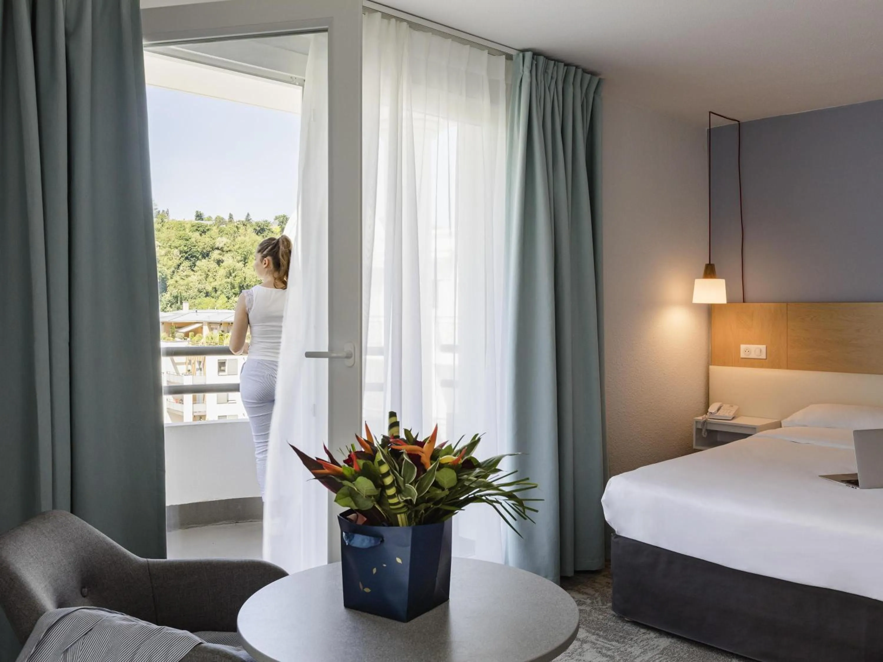 Bedroom, Bed in ibis Styles Aix les Bains Domaine de Marlioz