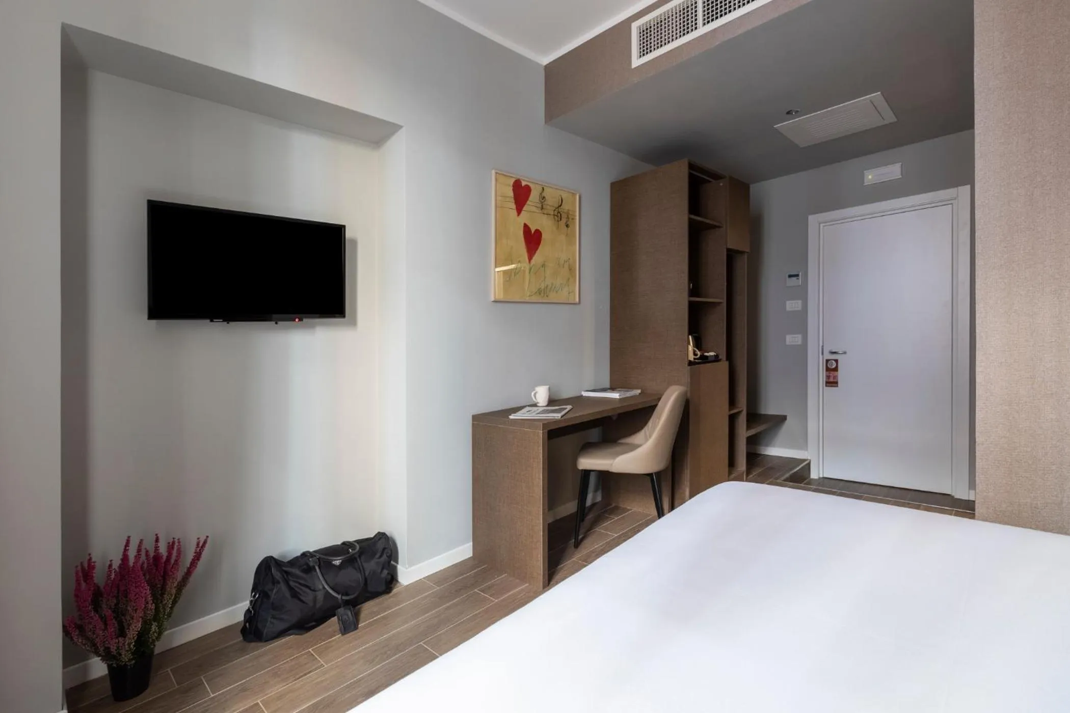 Bed in Giubbonari Suites