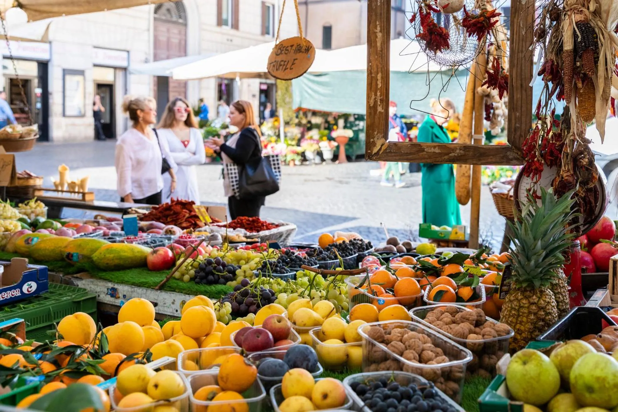 Supermarket/grocery shop in Giubbonari Suites