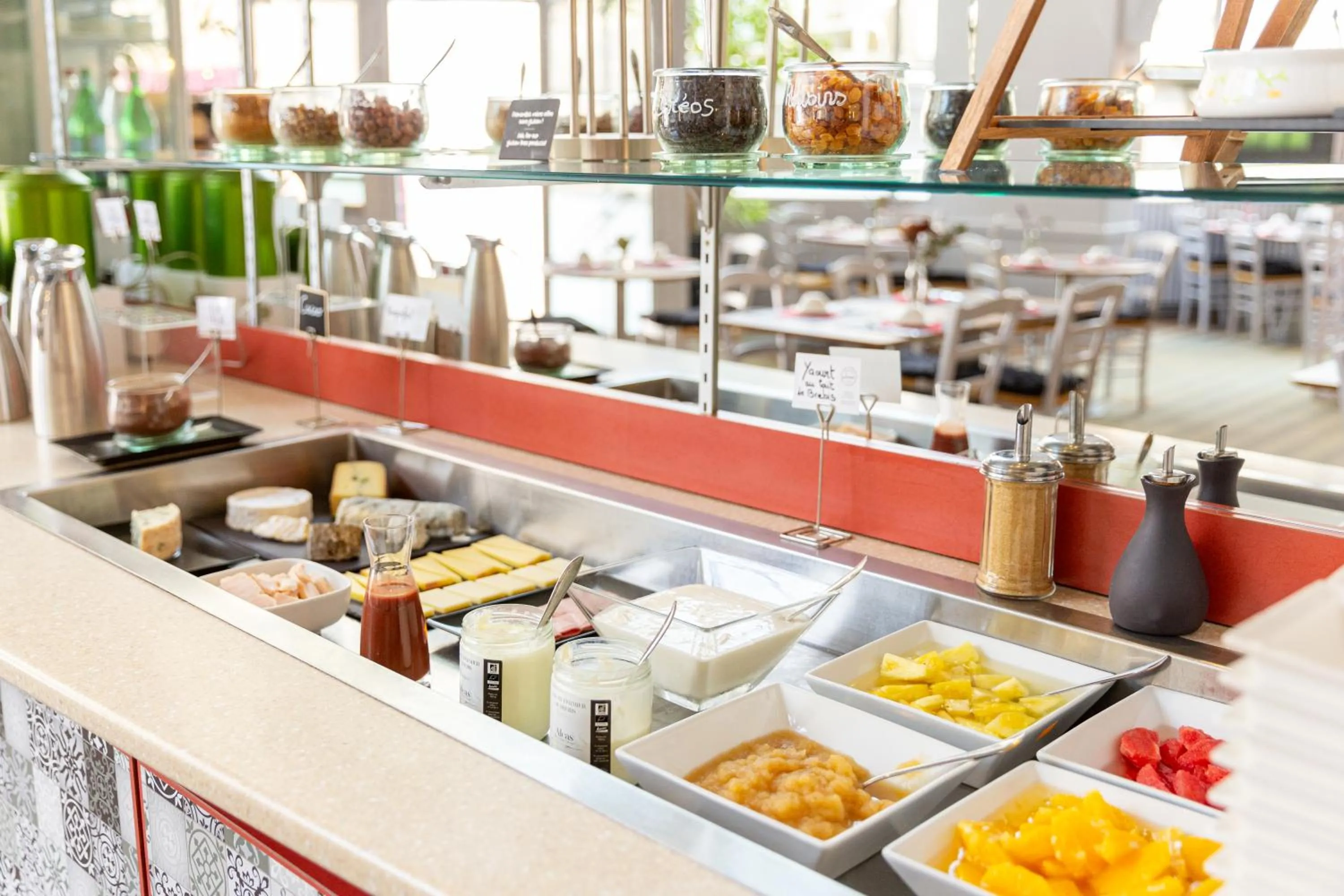 Breakfast in Mercure Millau