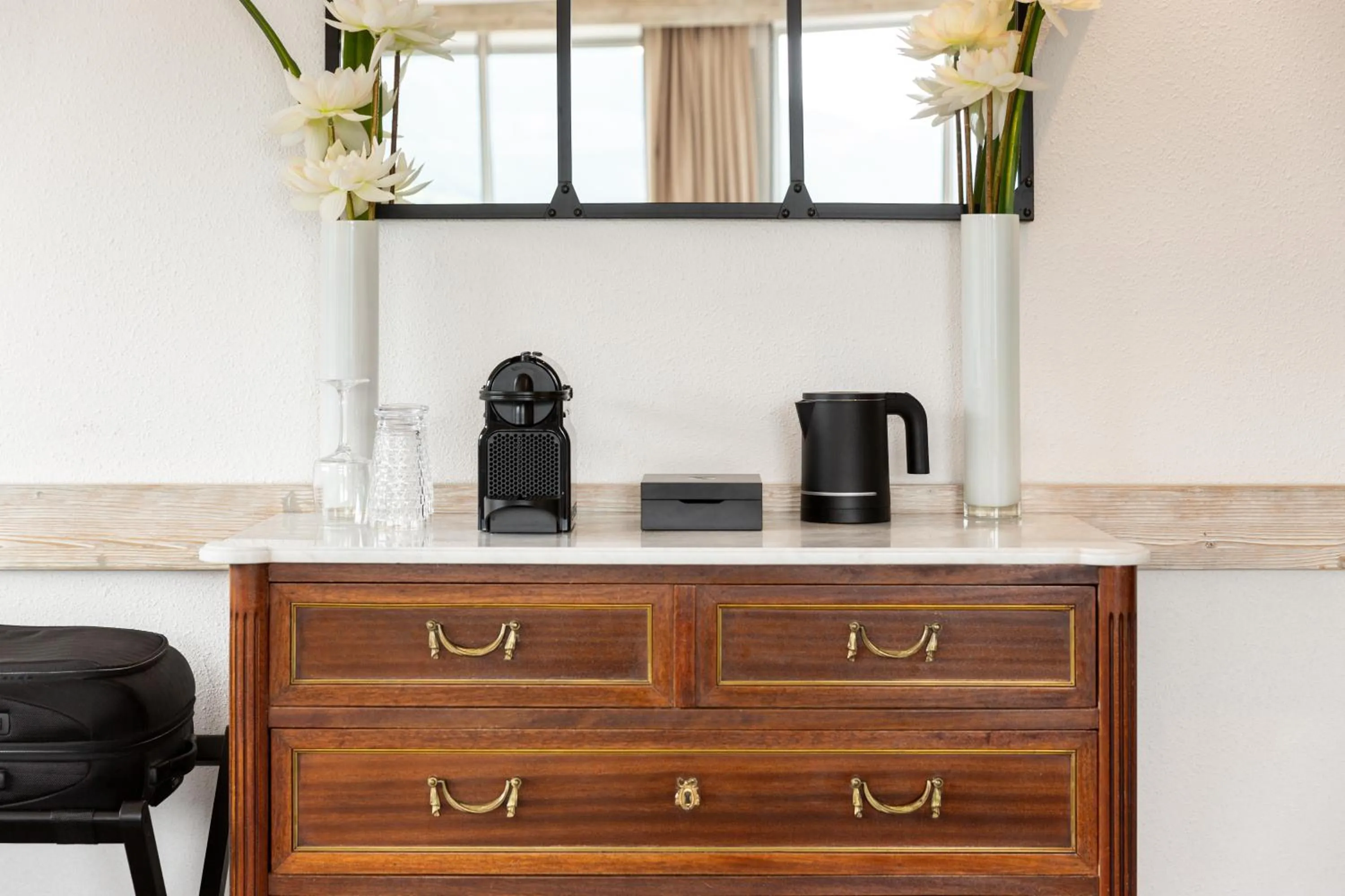 Coffee/tea facilities in Mercure Millau