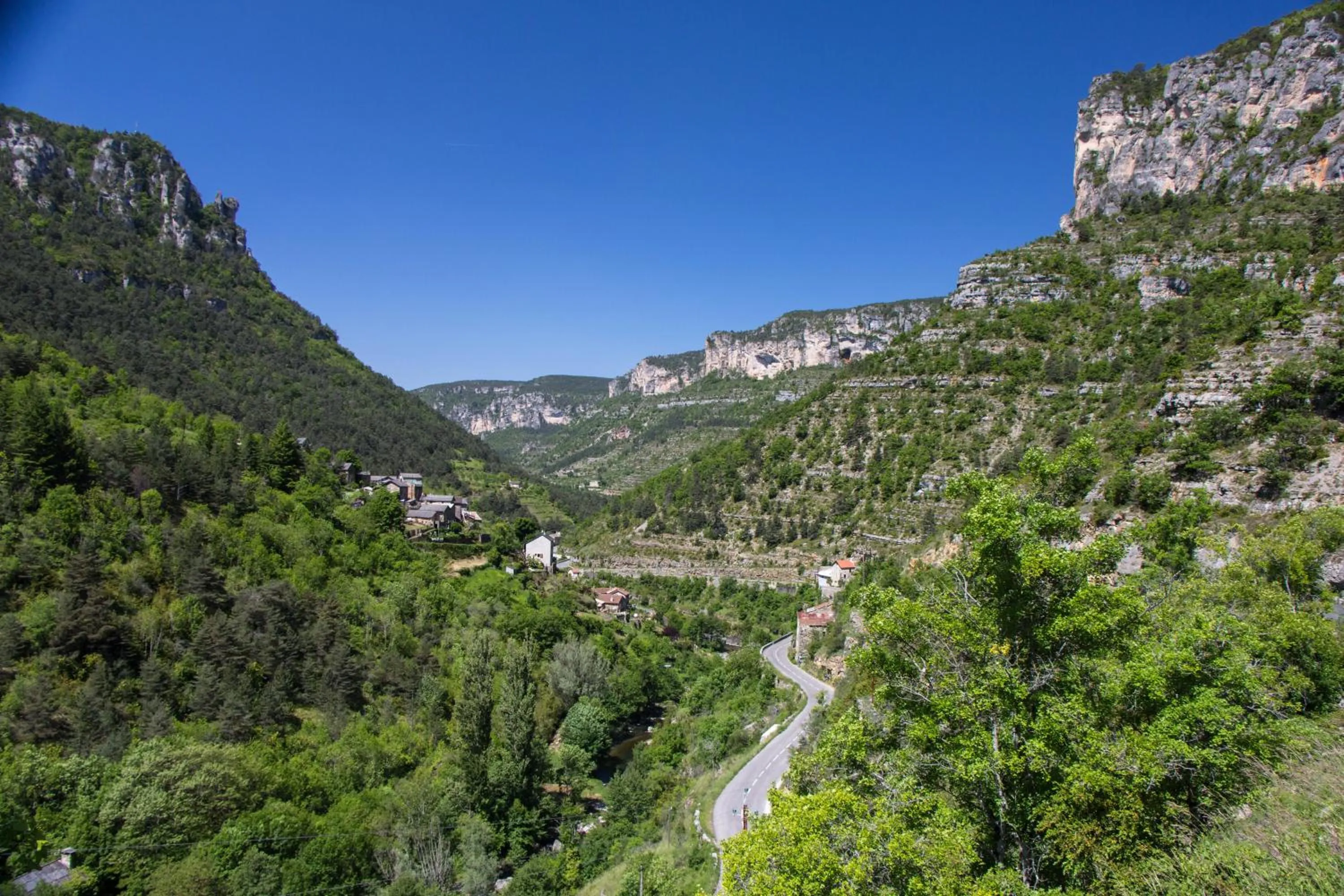 Facade/entrance in Mercure Millau