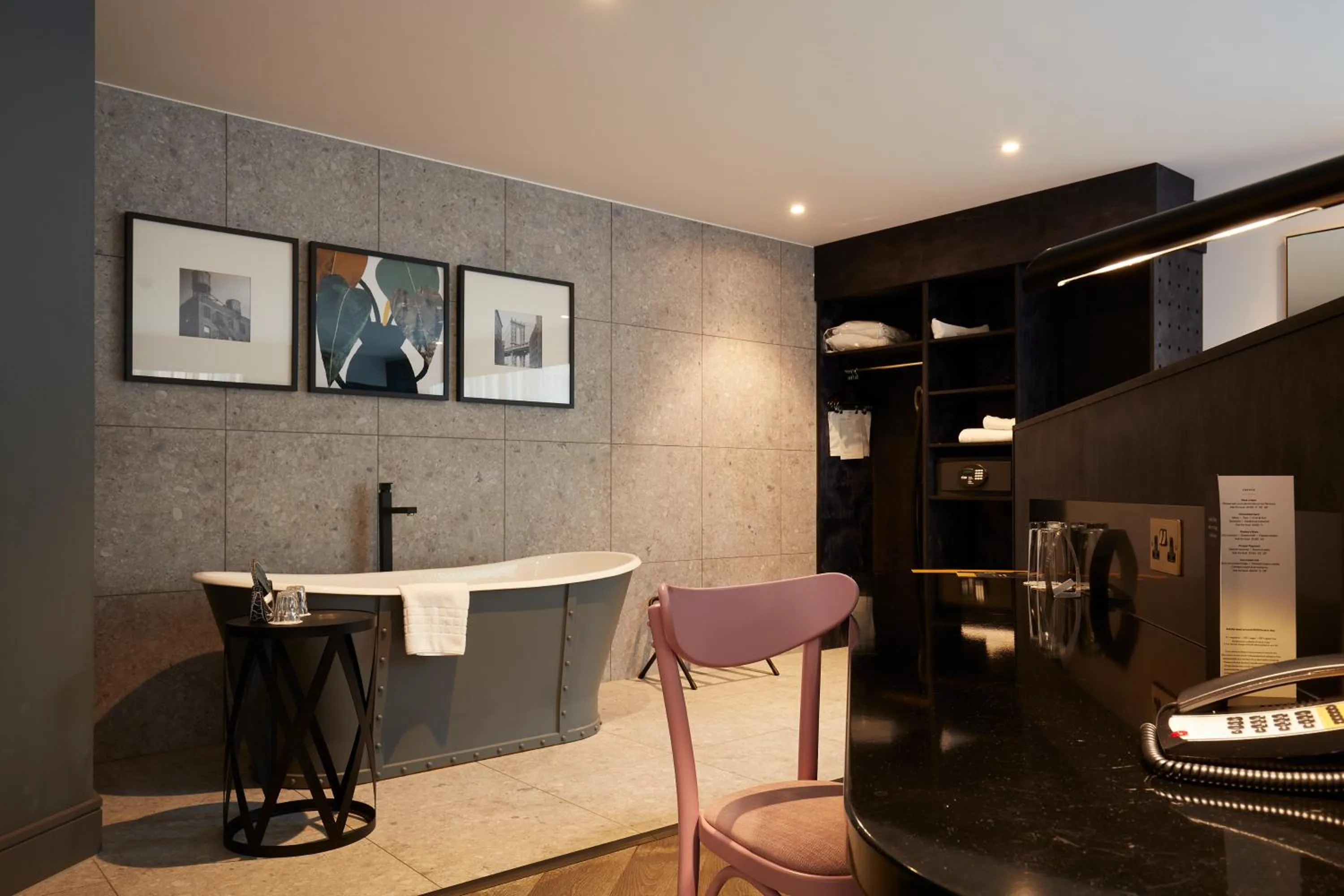 Bed in voco Manchester - City Centre by IHG