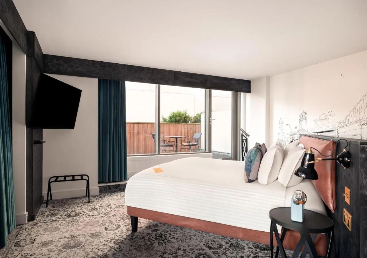 Bed in voco Manchester - City Centre by IHG