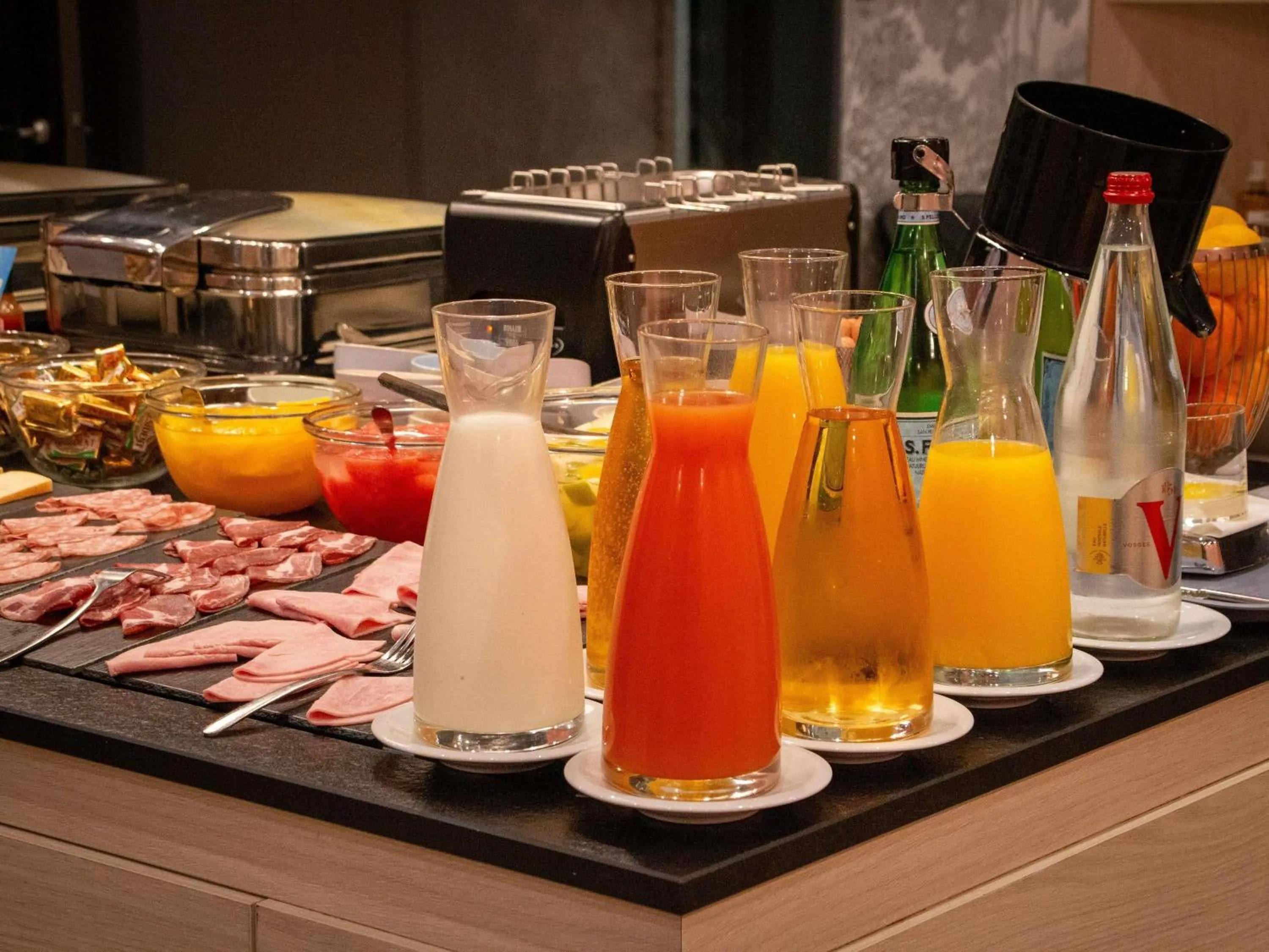 Breakfast in Mercure Lyon Centre Beaux-Arts