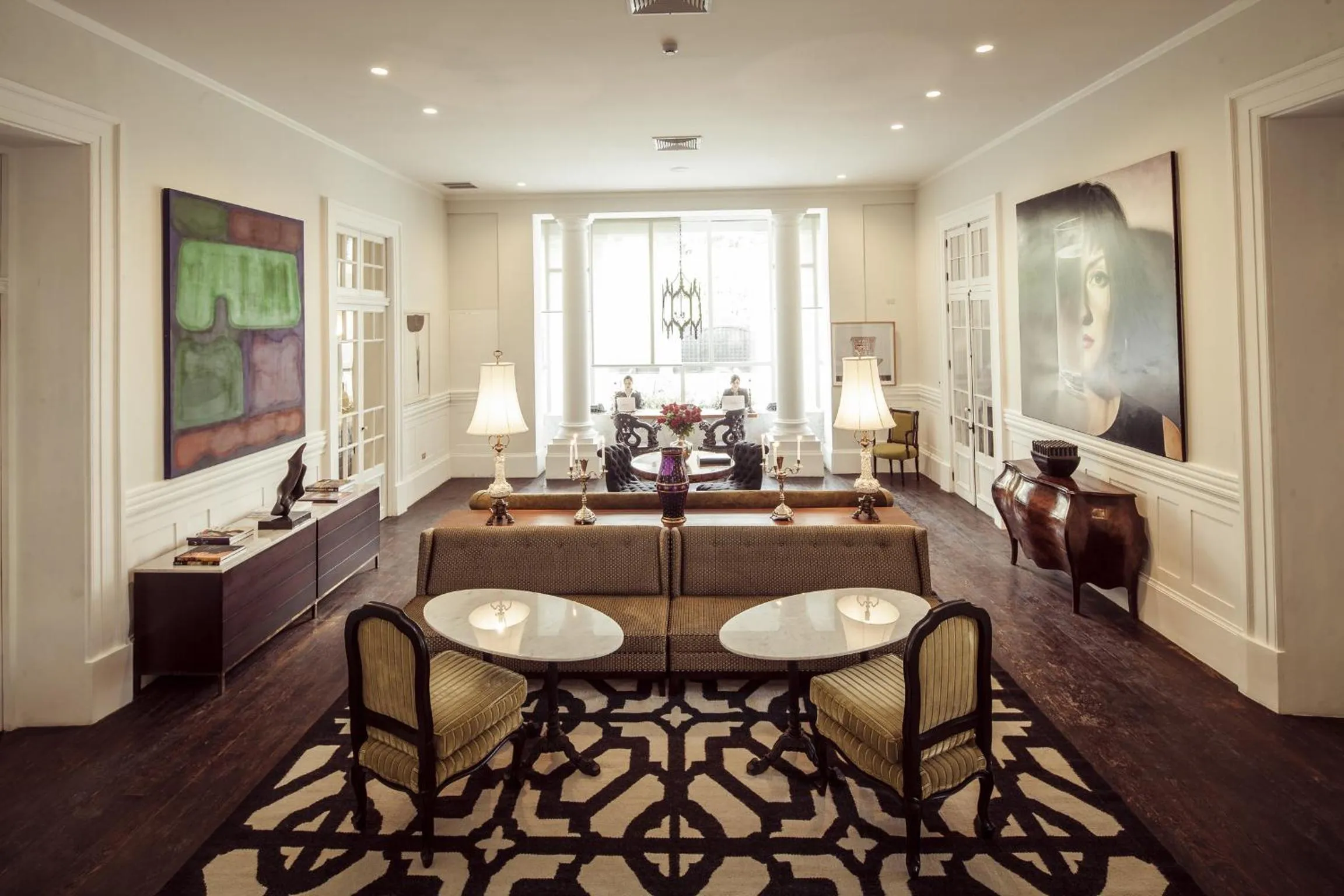 Photo of the whole room in Hotel B