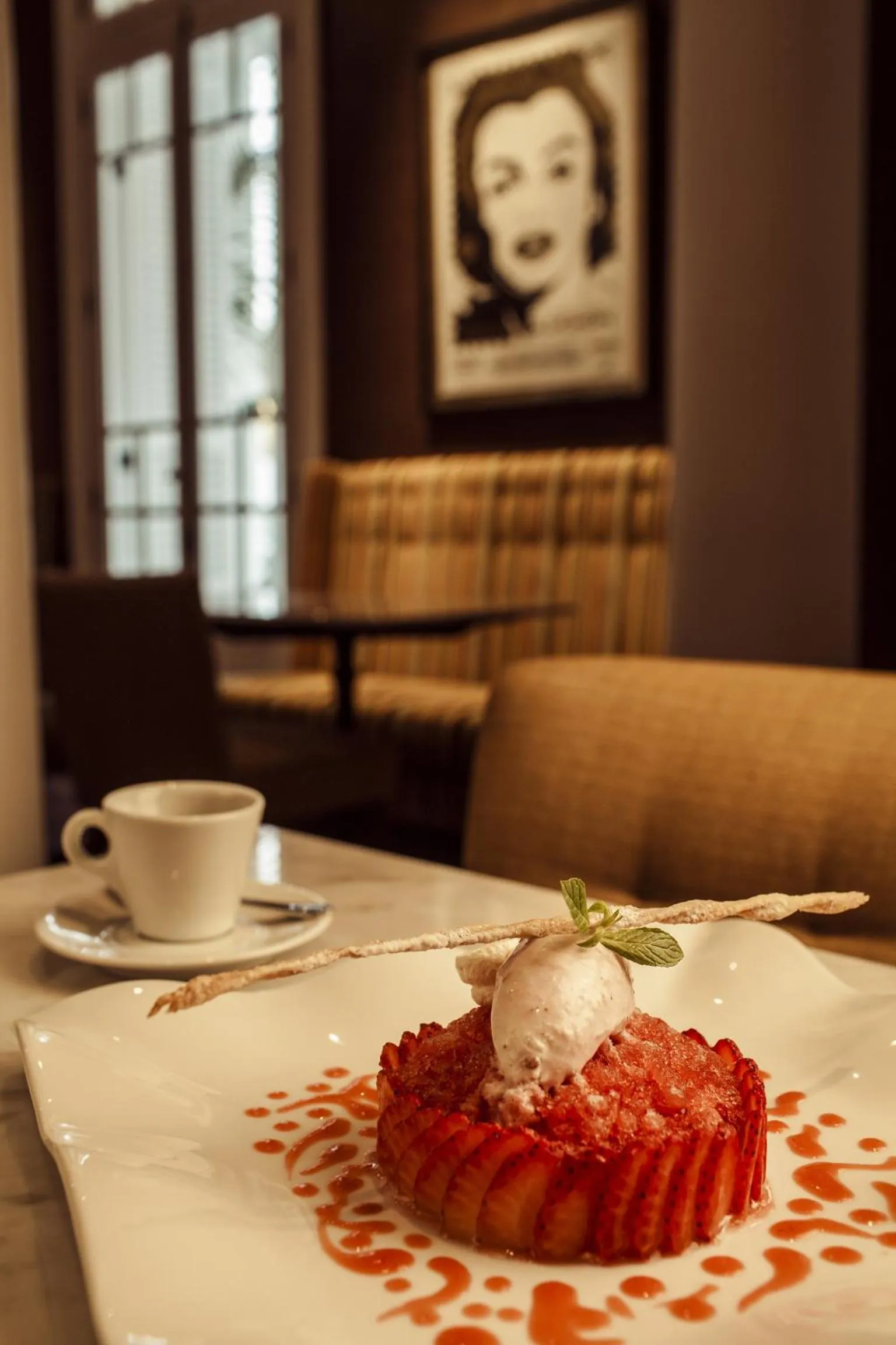 Food and drinks in Hotel B