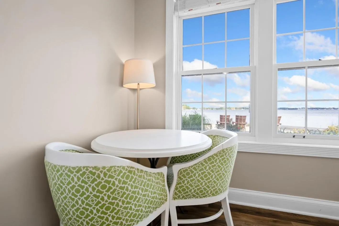 Seating area in Oakwood Resort