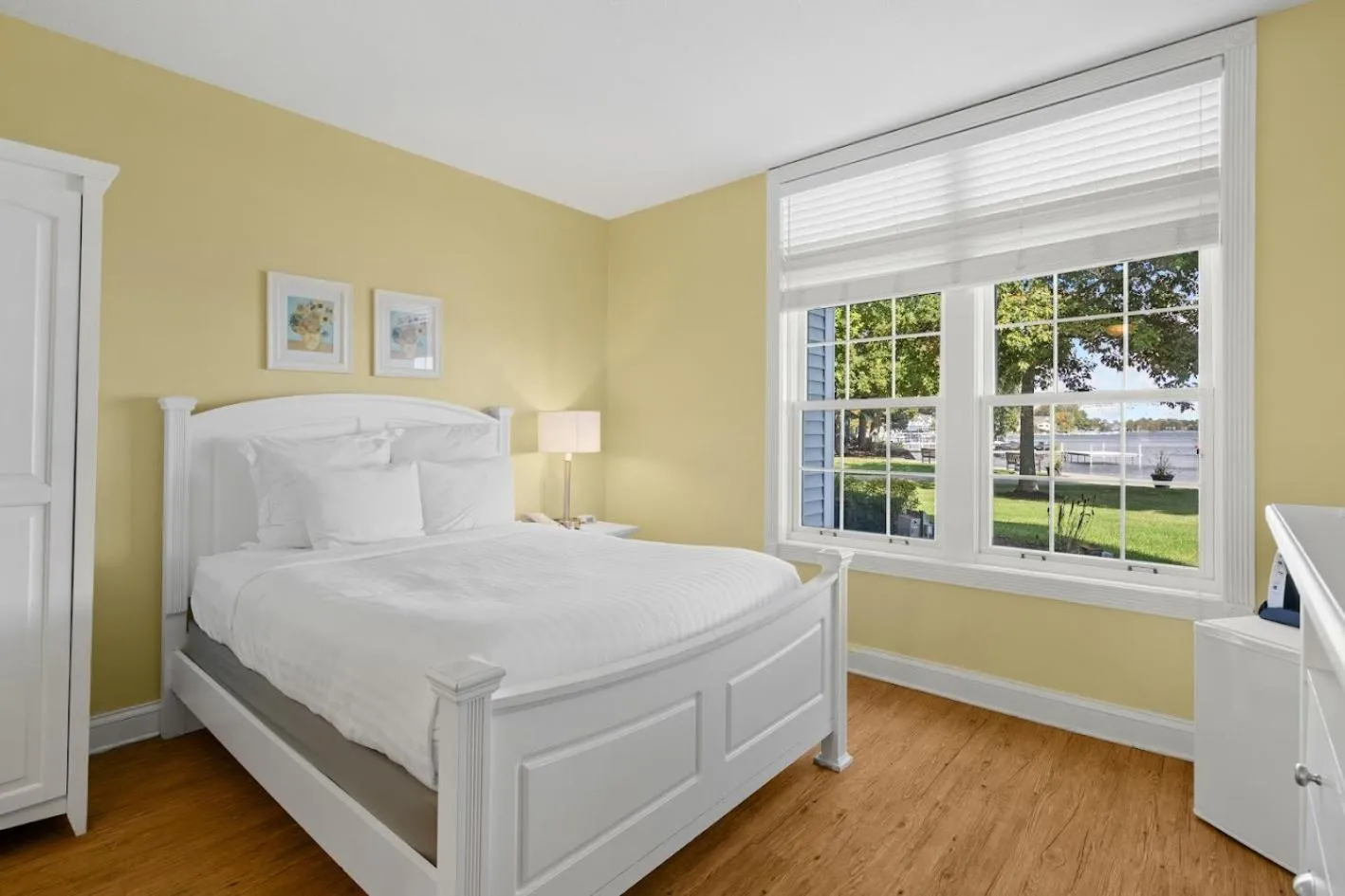 Bedroom, Bed in Oakwood Resort