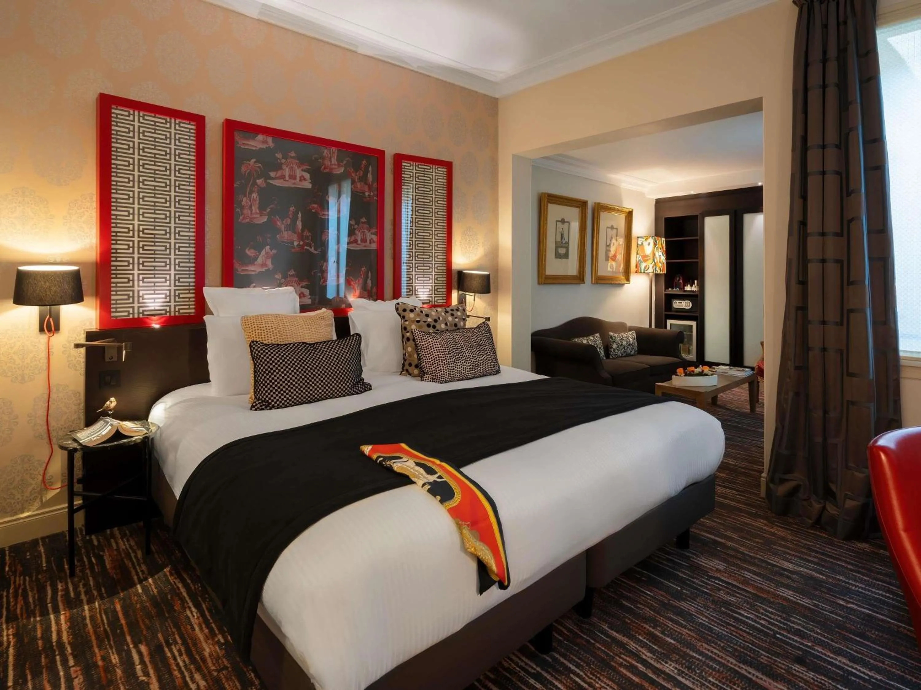 Bedroom in Le Stendhal Place Vendôme Hotel Paris - MGallery Collection