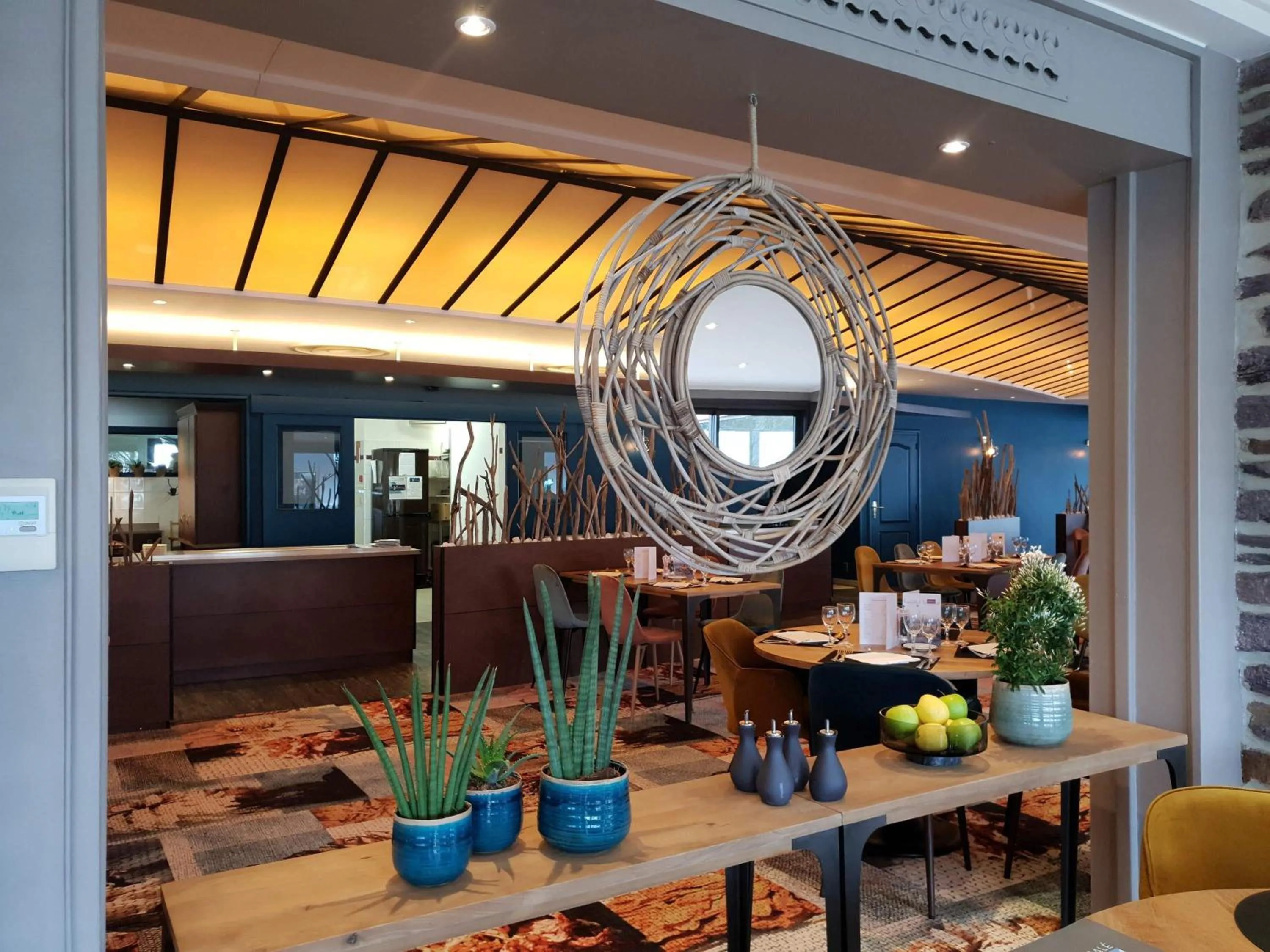 Restaurant/places to eat in Mercure Mont Saint Michel