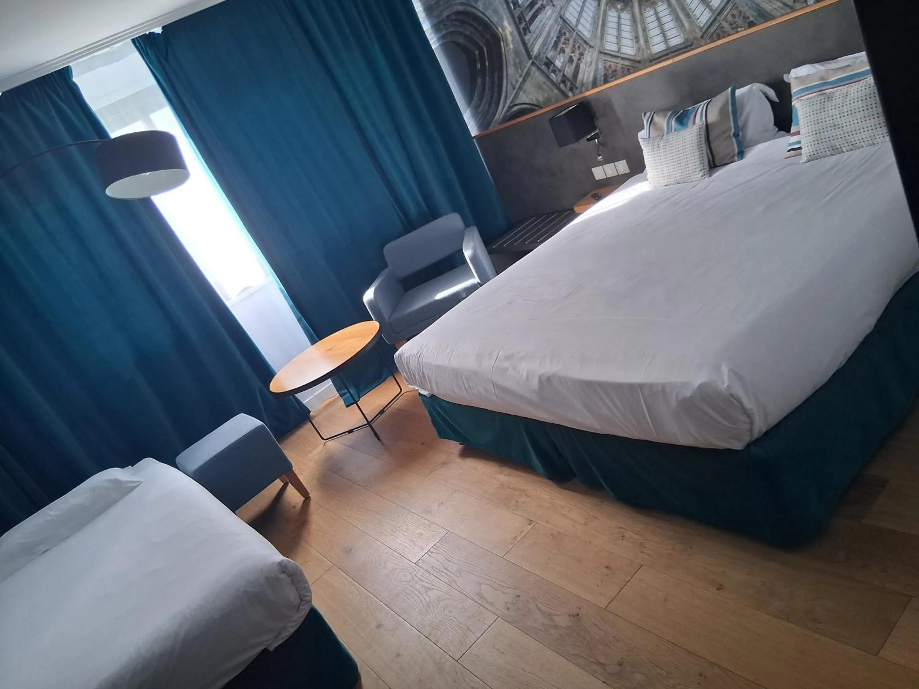 Property building, Bed in Mercure Mont Saint Michel