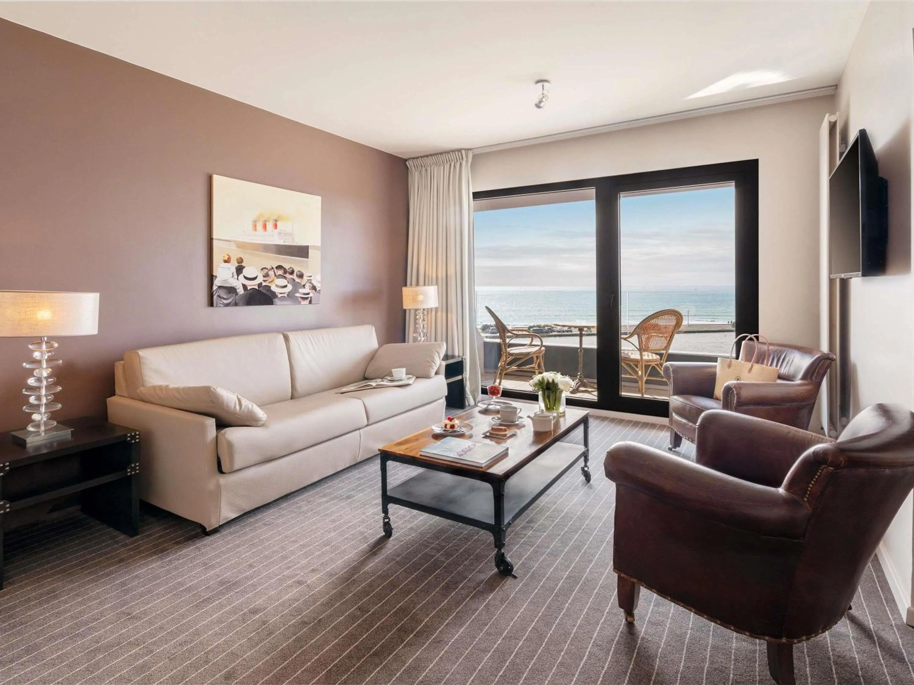 Bedroom in Côte Ouest Thalasso & Spa Les Sables d'Olonne - MGallery Collection