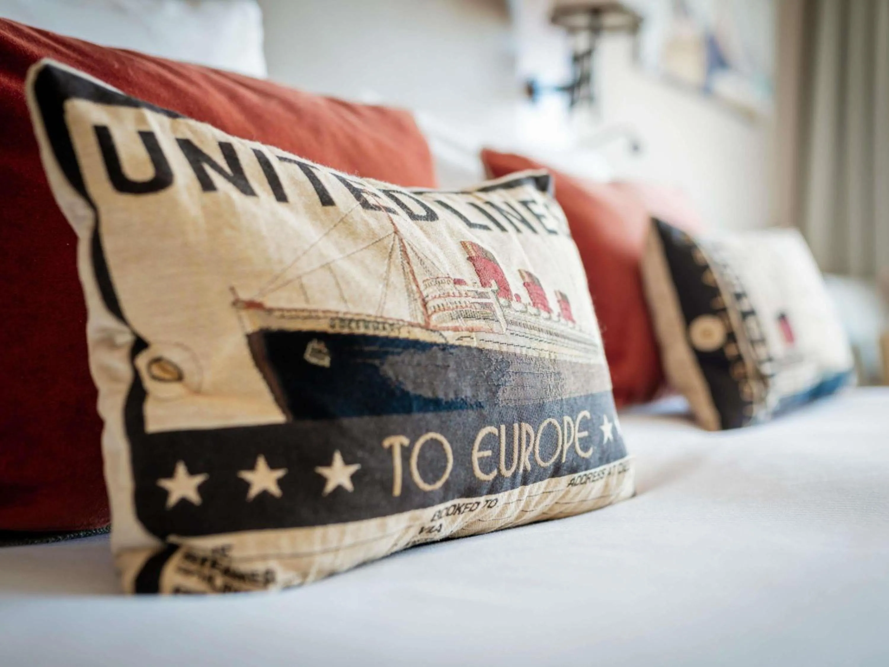 Bedroom, Bed in Côte Ouest Thalasso & Spa Les Sables d'Olonne - MGallery Collection