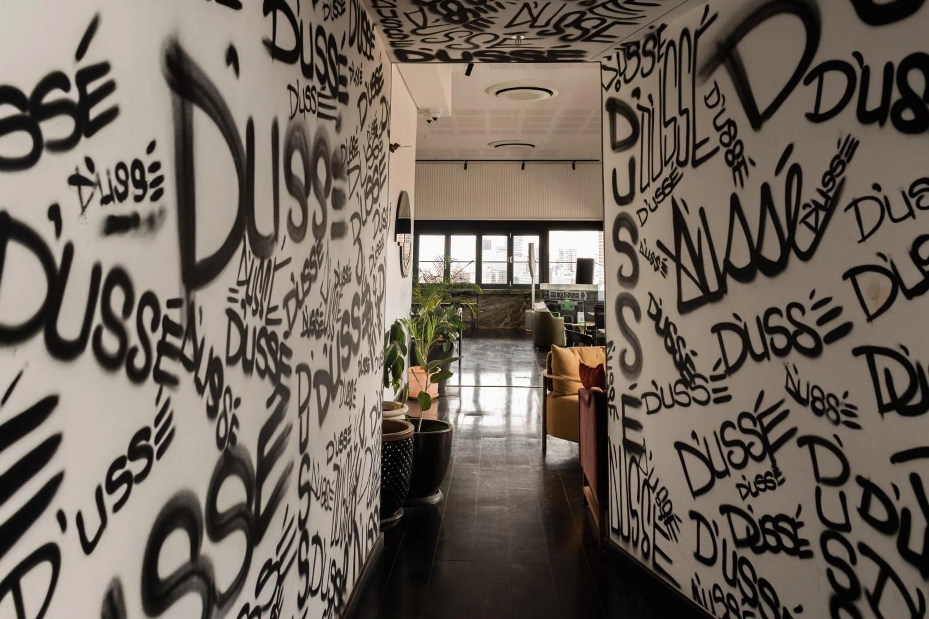 Restaurant/places to eat in Hallmark House