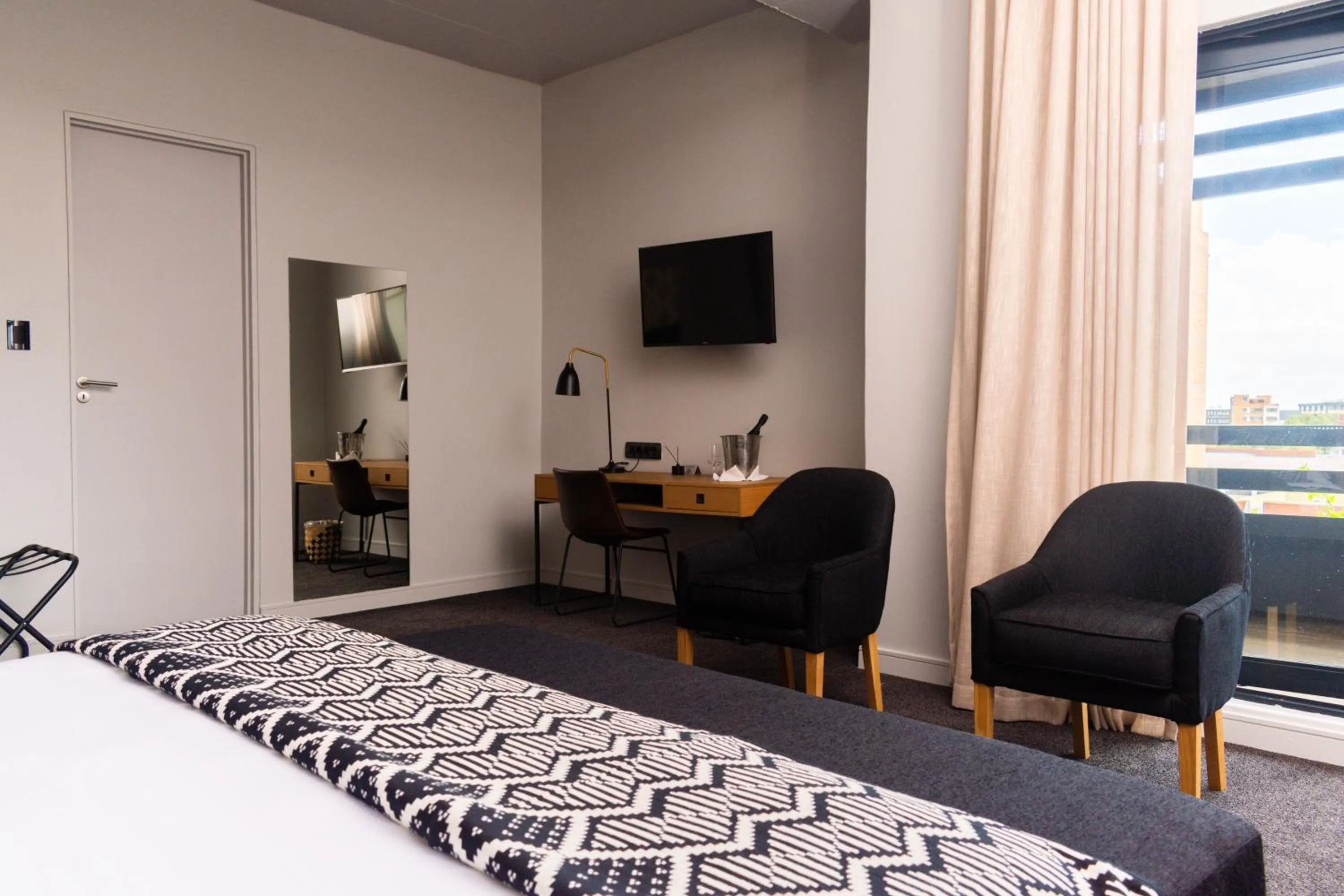 Shower in Hallmark House