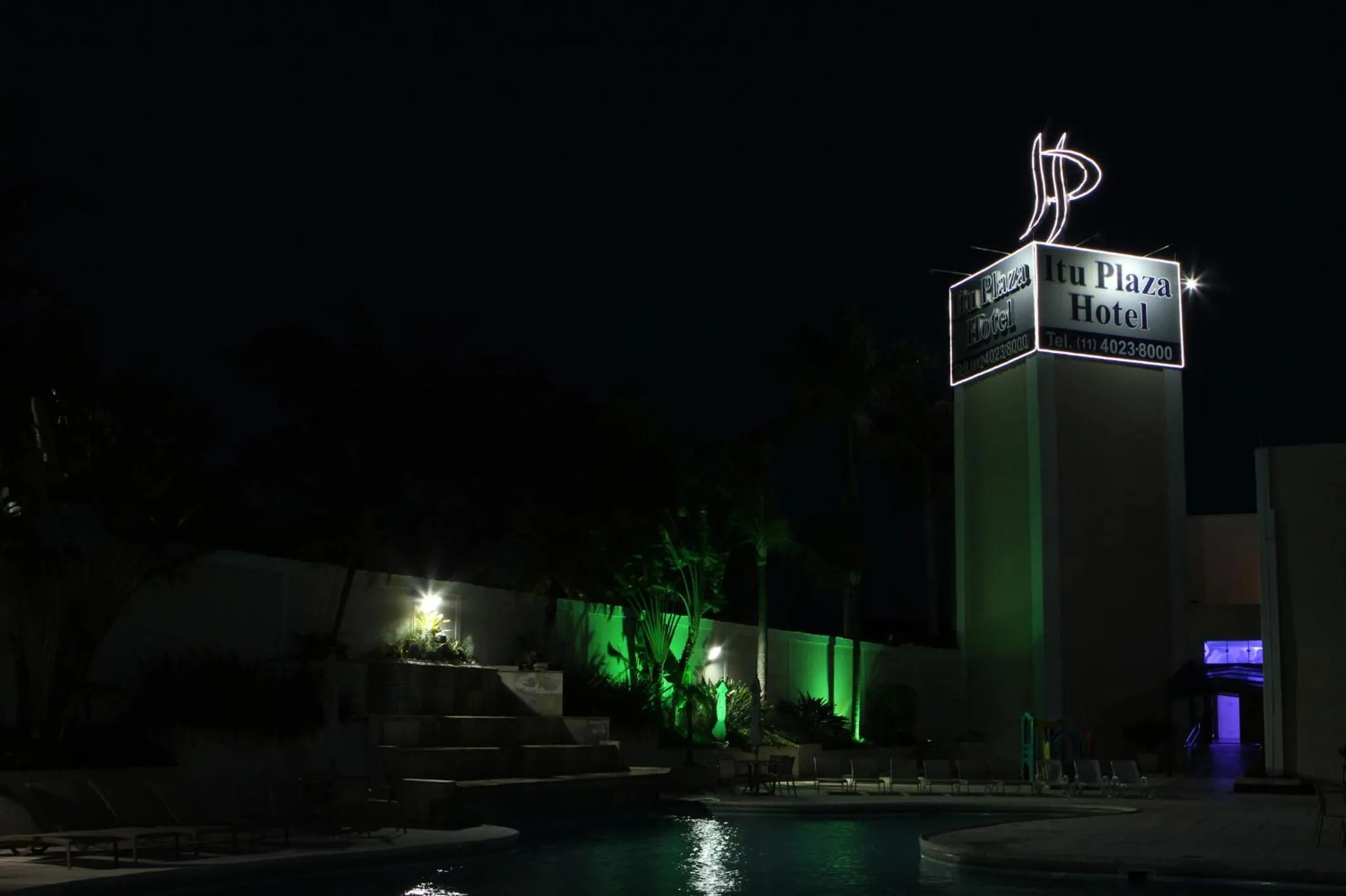 Itu Plaza Hotel