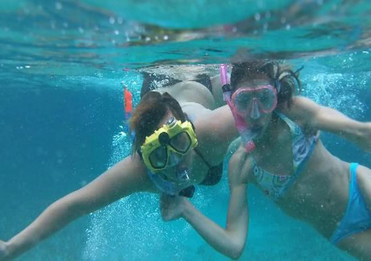 Snorkeling in Shaka Caye All inclusive Resort