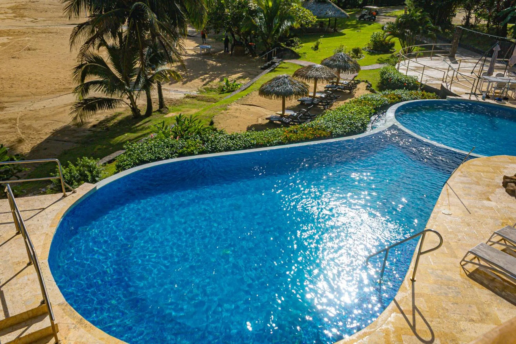 Red Frog Beach Island Resort