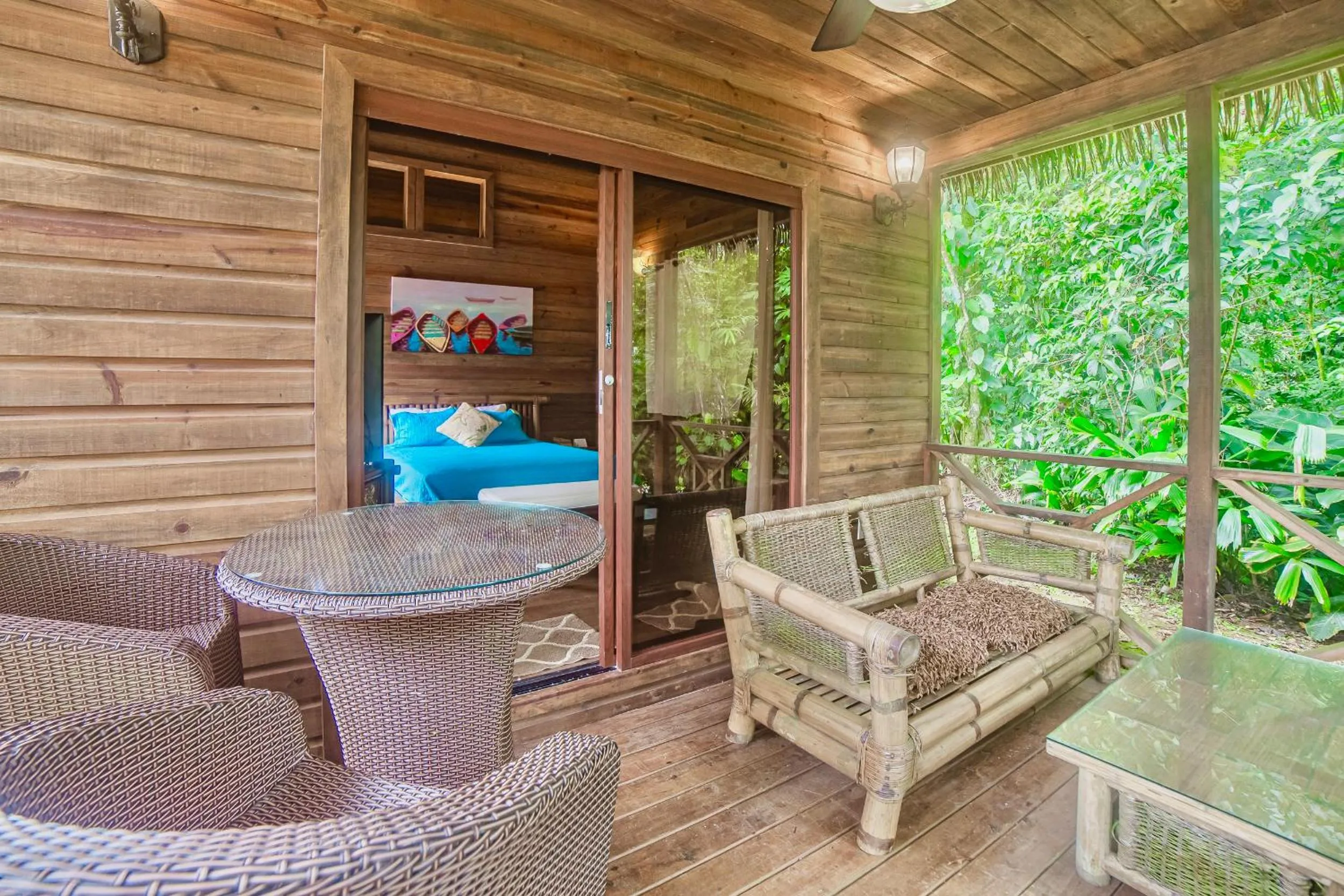 Red Frog Beach Island Resort