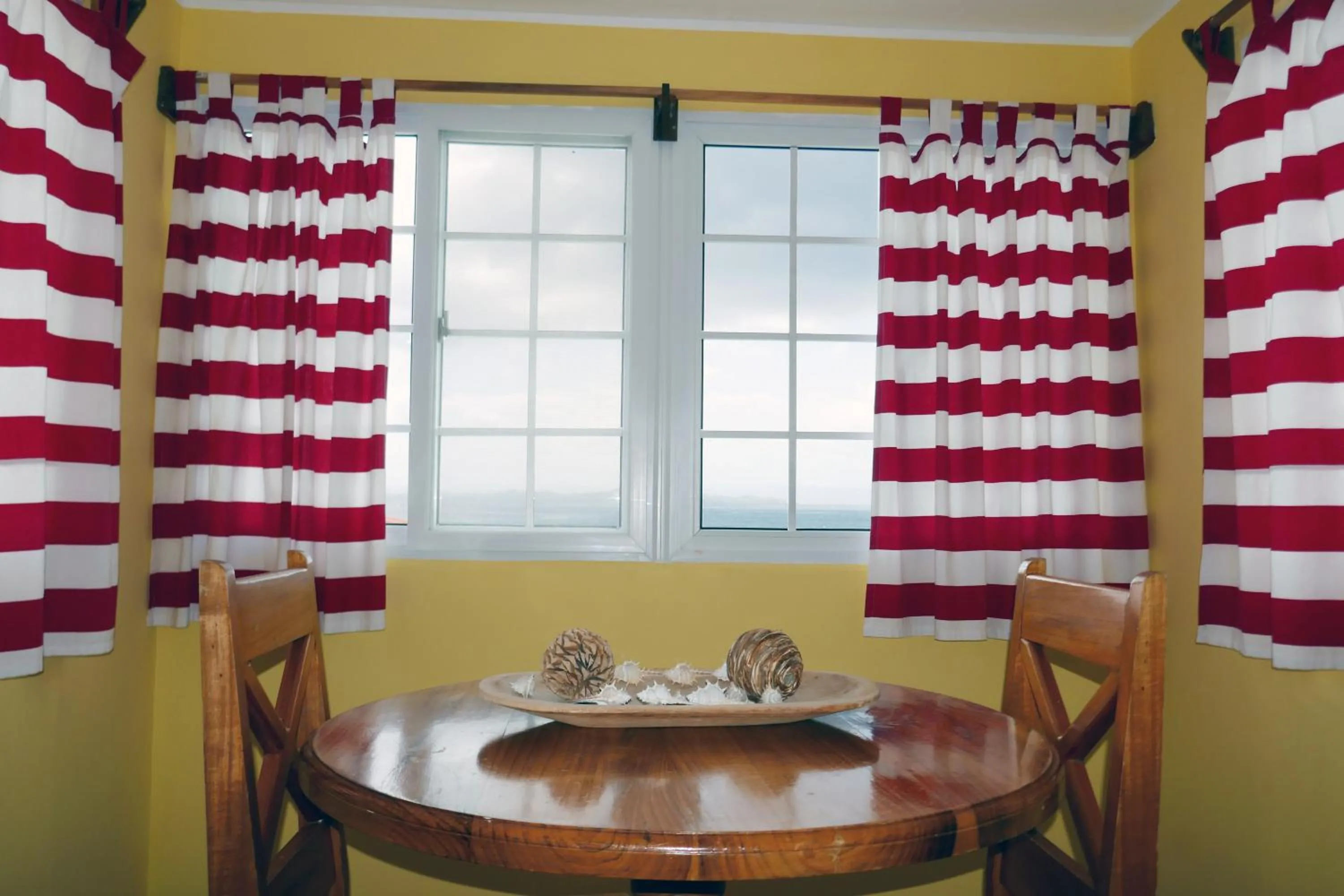 Decorative detail in Faro del Colibri