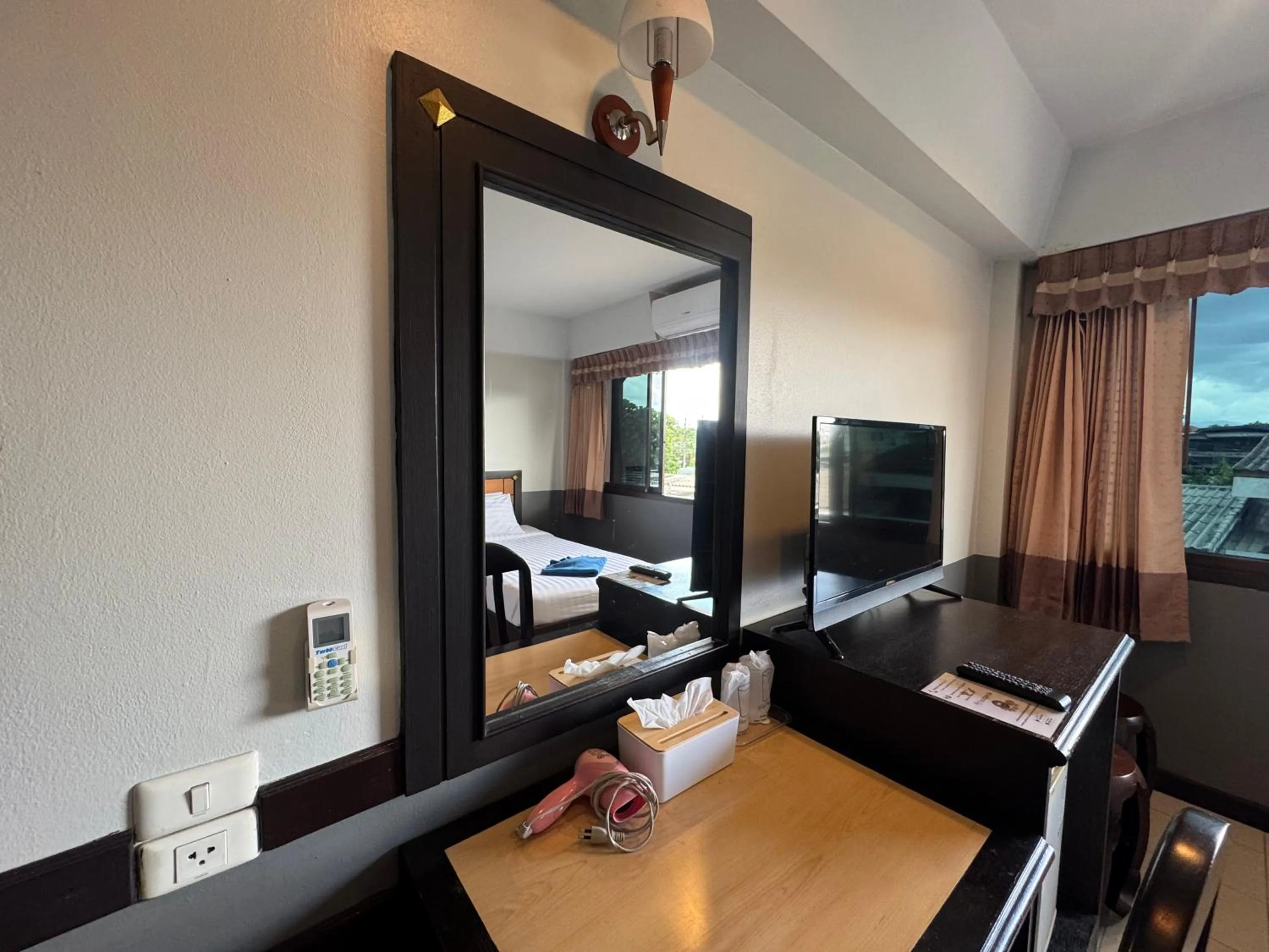 Photo of the whole room in Ariya inn Chiangrai