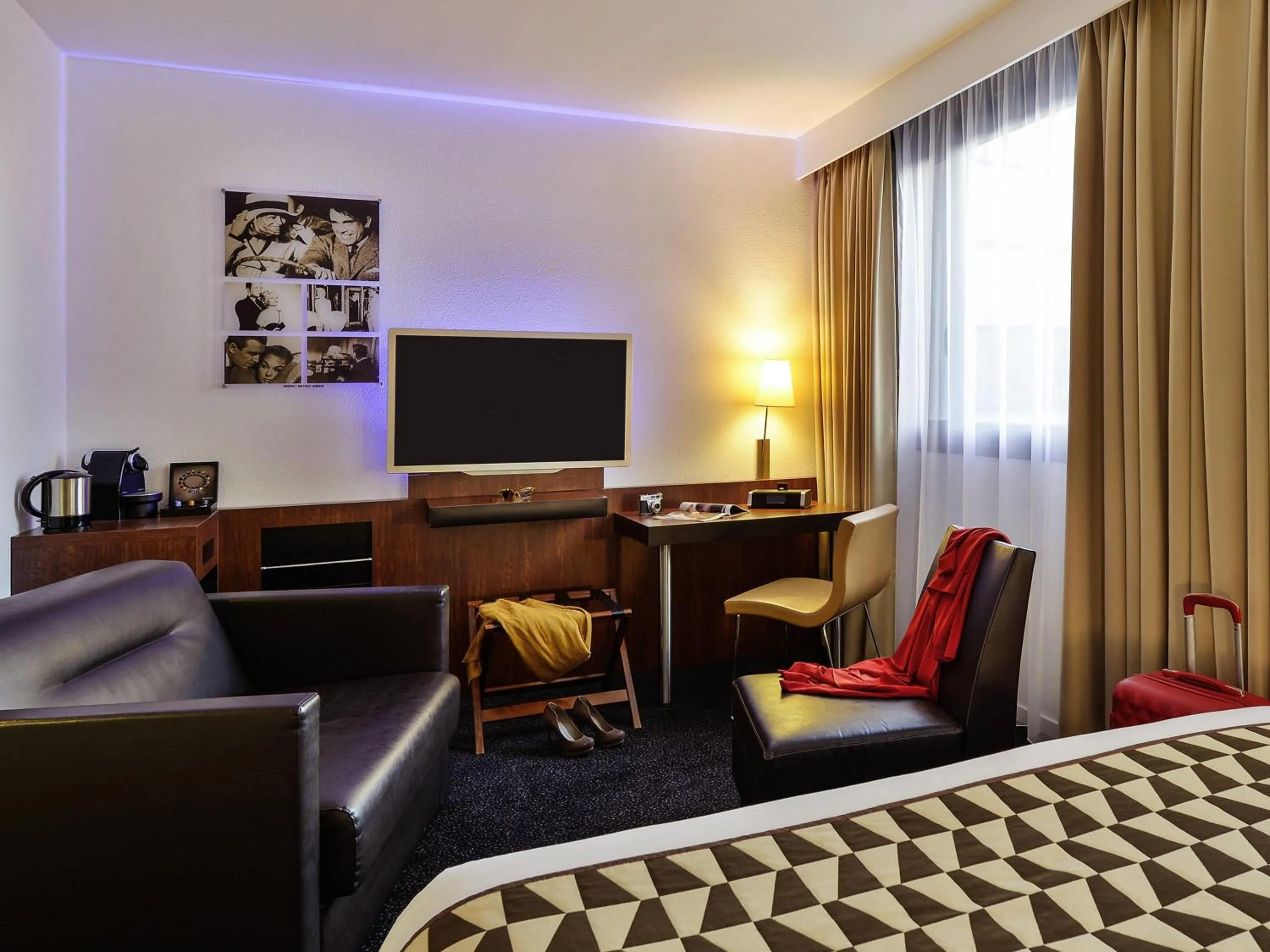 Bedroom in Hôtel Mercure Lyon Centre Lumière