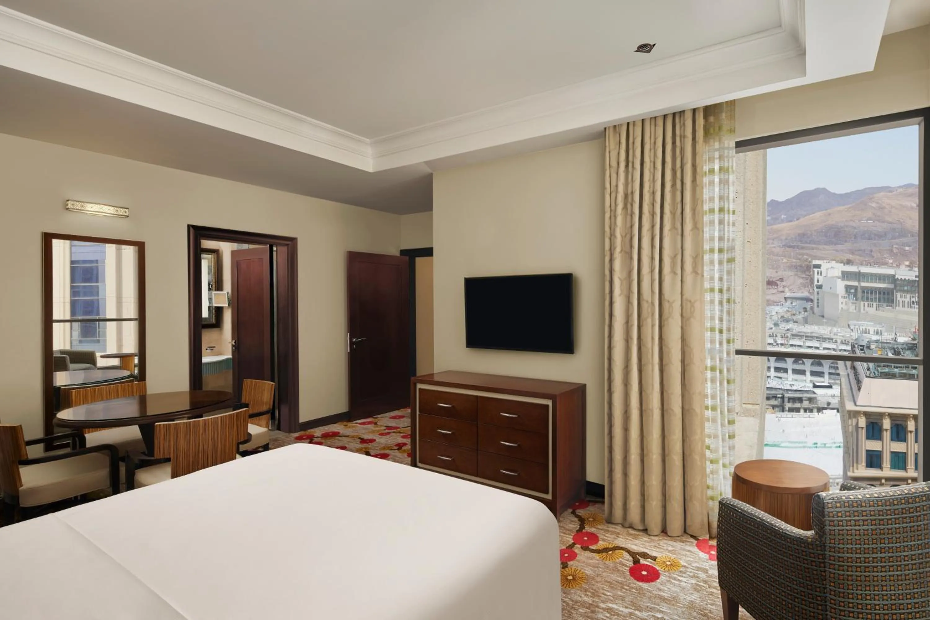 Bed in Hilton Suites Jabal Omar Makkah