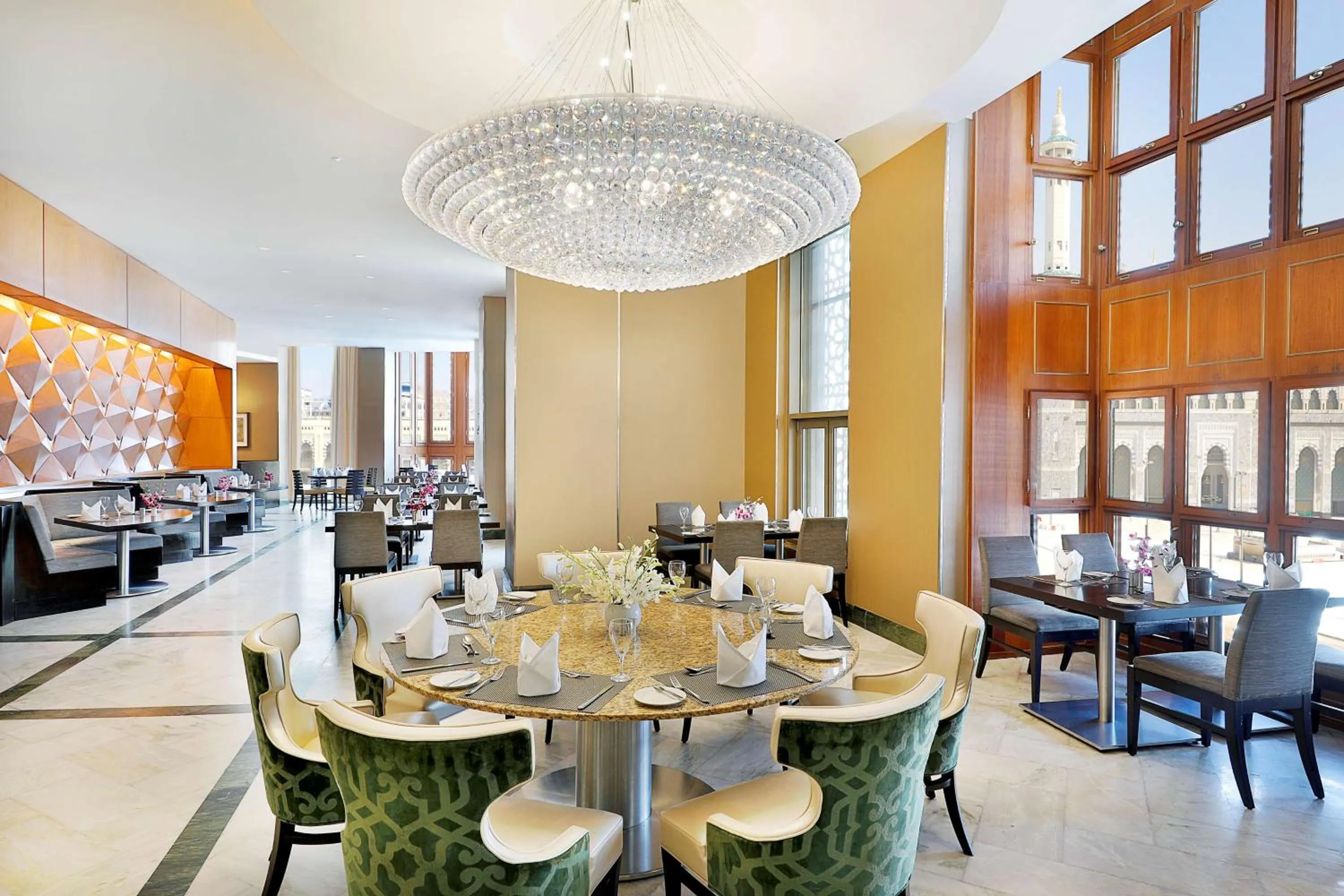 Restaurant/places to eat in Hilton Suites Jabal Omar Makkah