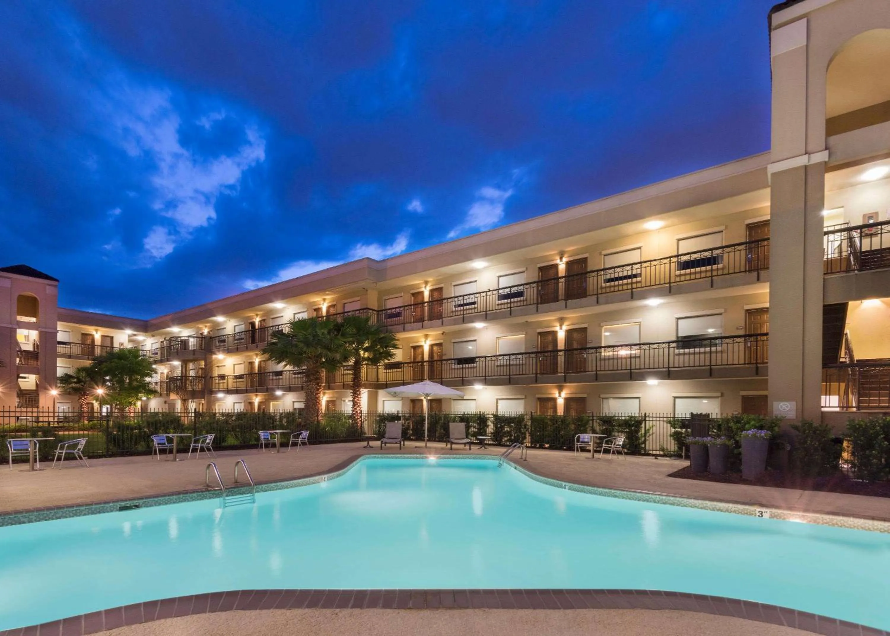 On site in Comfort Suites Baton Rouge South I-10