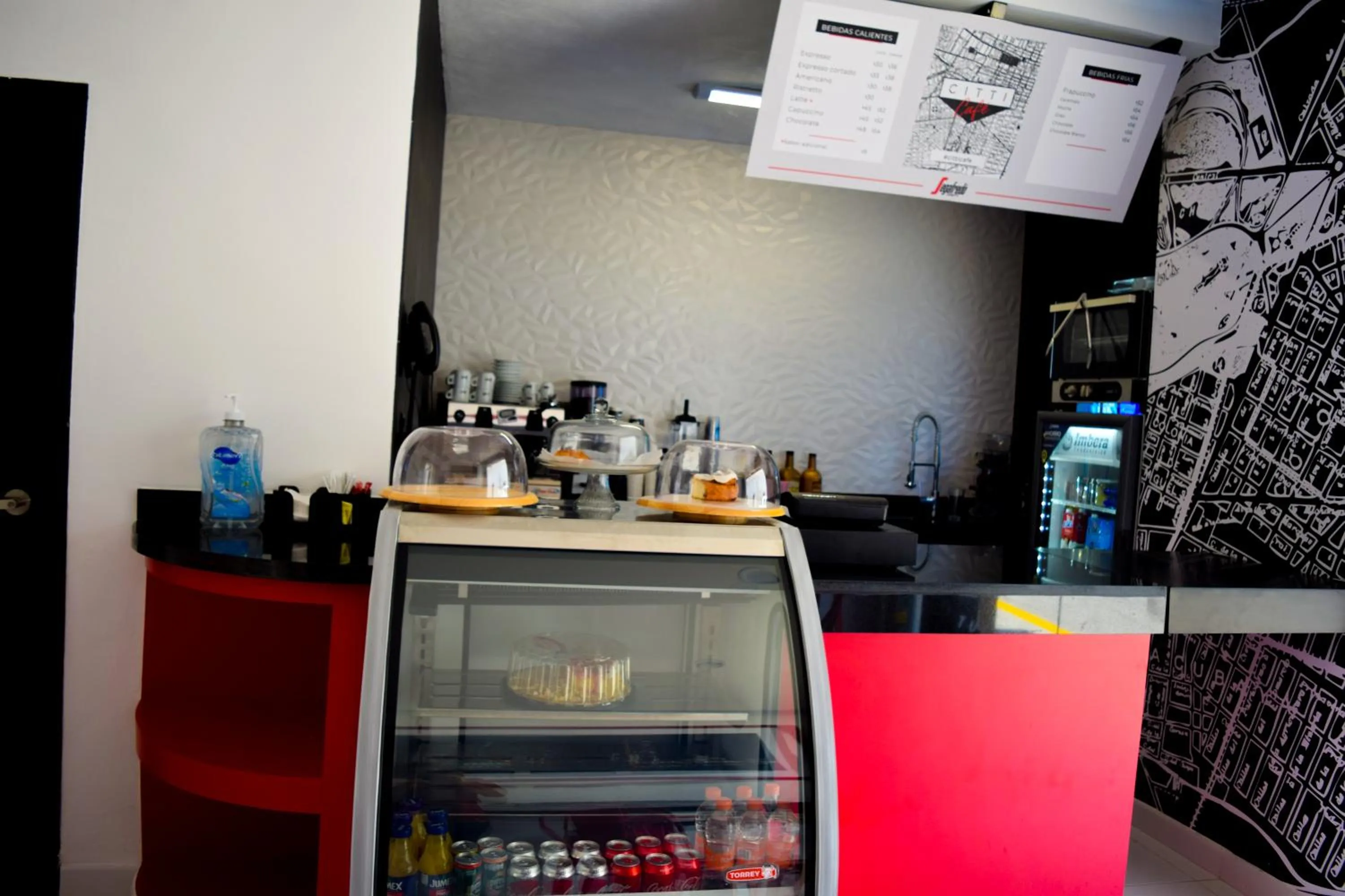 Restaurant/places to eat in Hotel Dwana