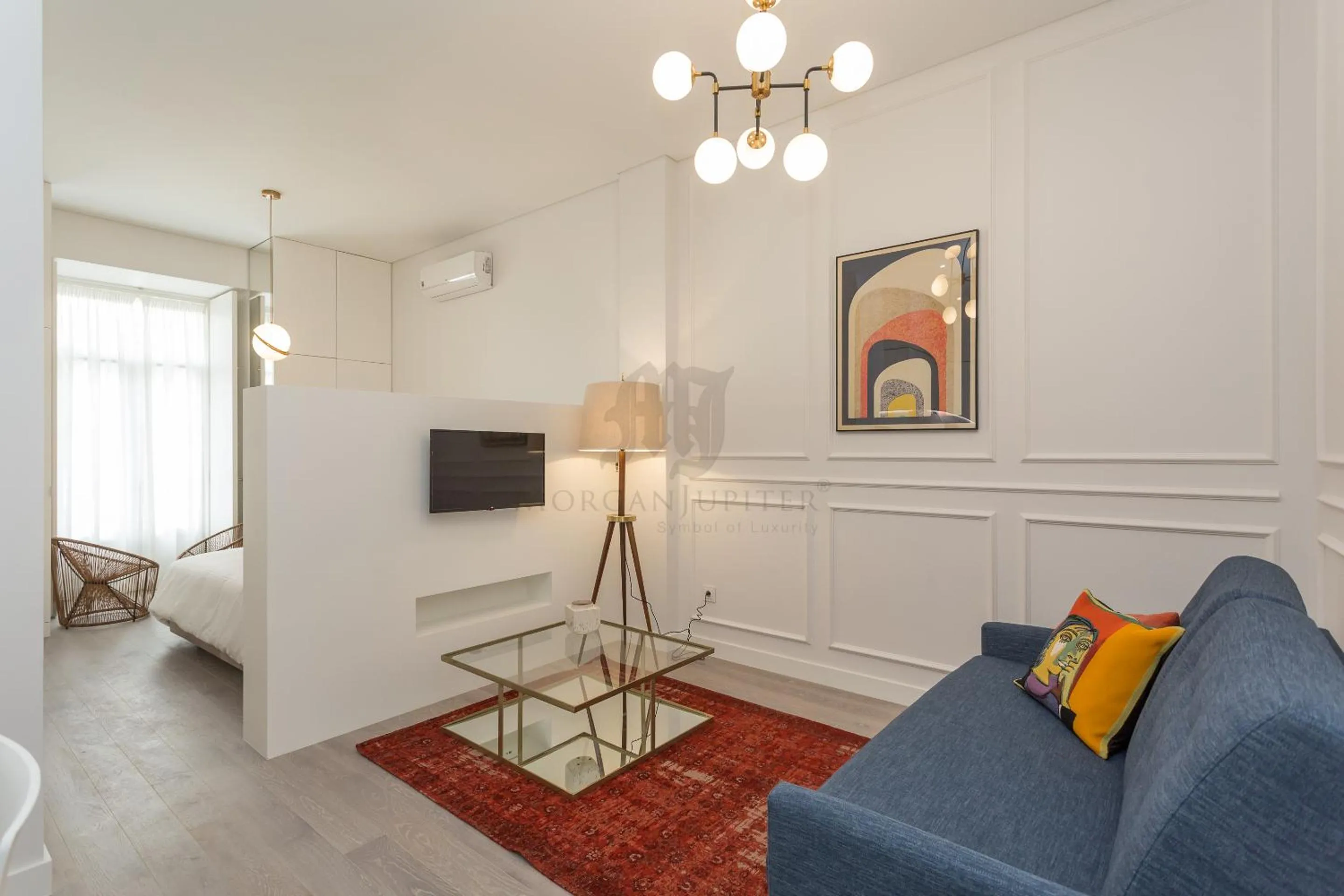 TV and multimedia in Morgan-Jupiter Apartments