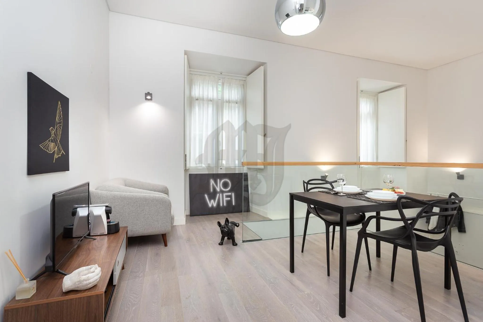 TV and multimedia in Morgan-Jupiter Apartments