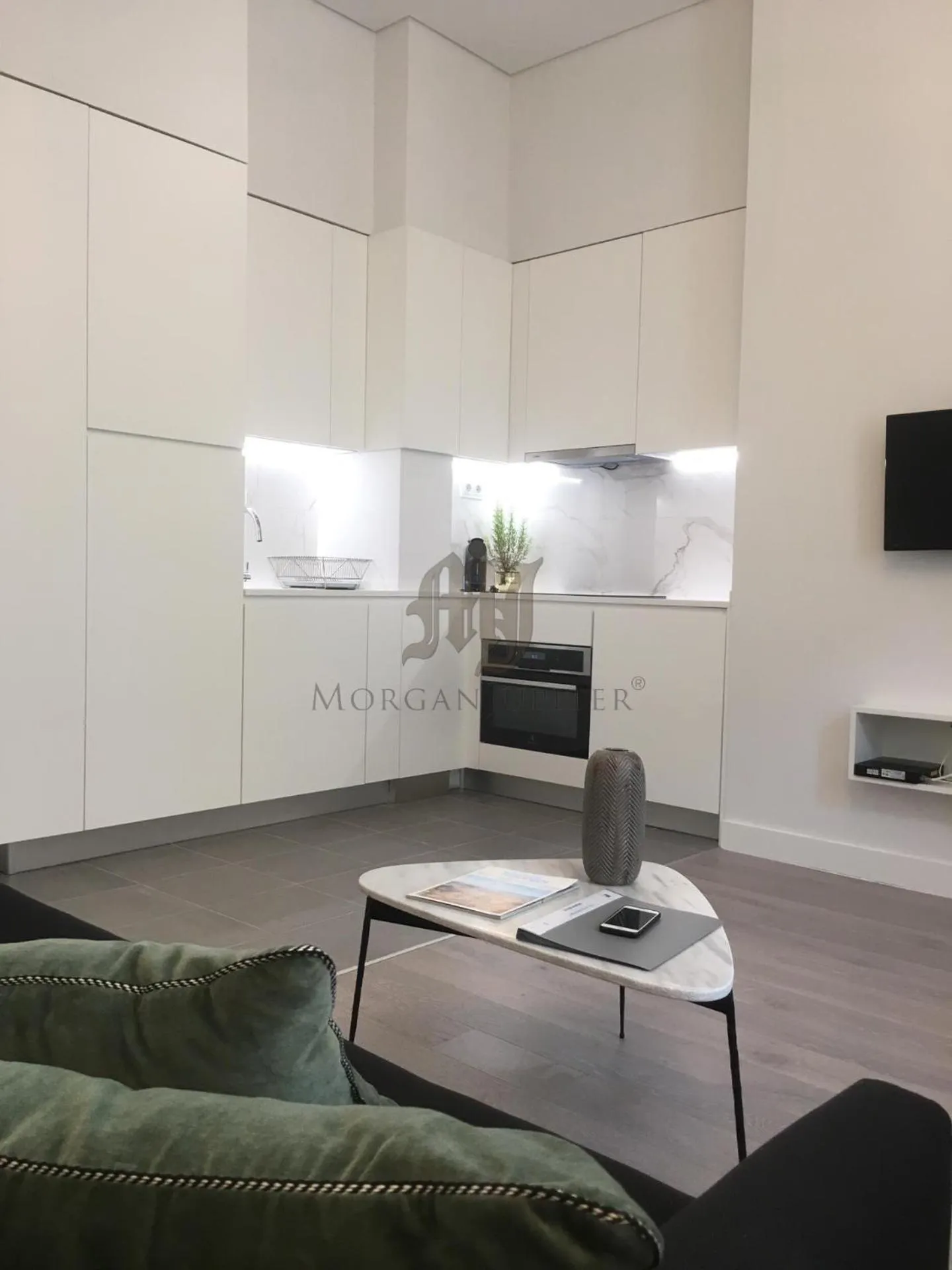 Kitchen or kitchenette in Morgan-Jupiter Apartments