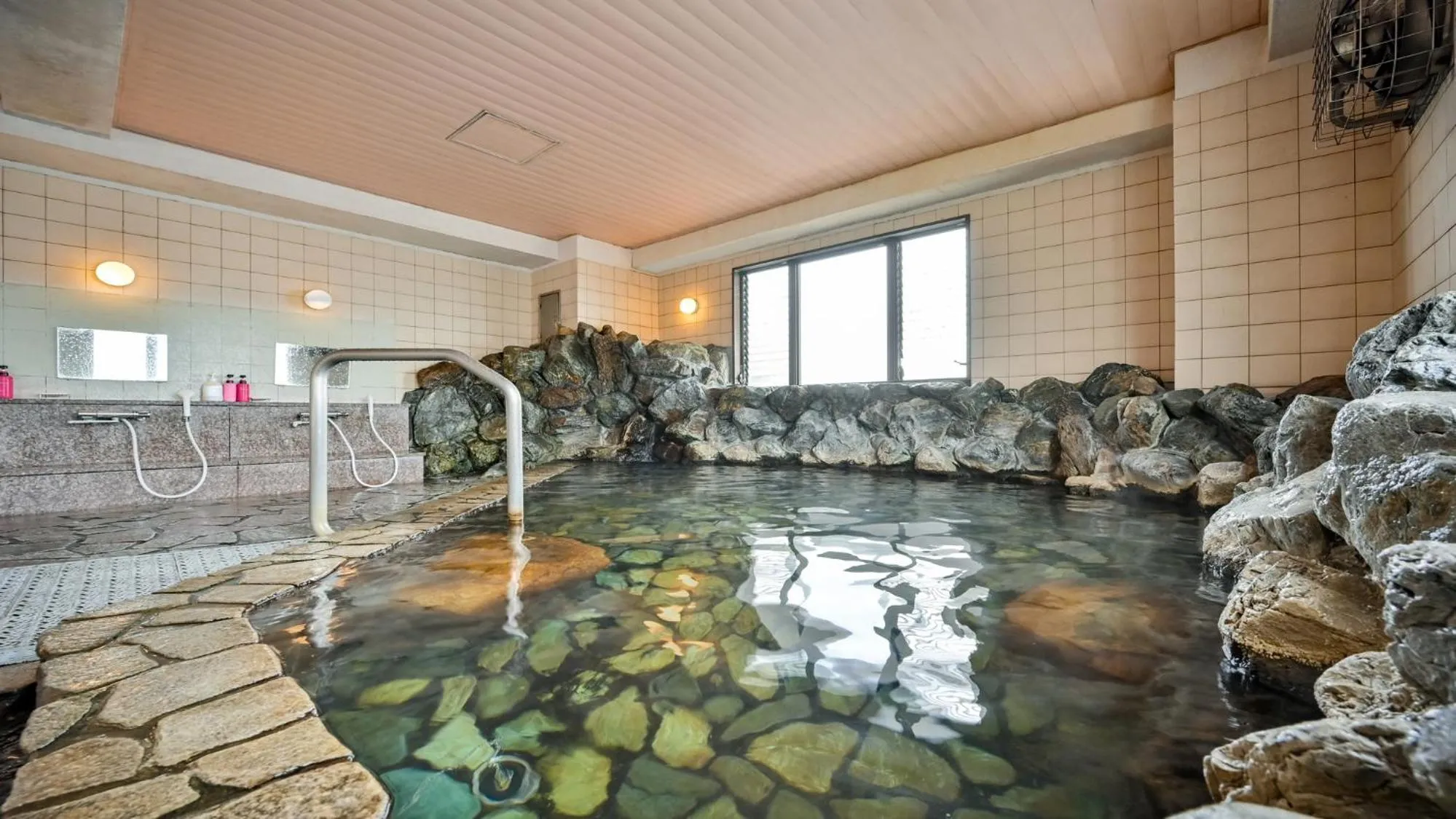 Hot Spring Bath in Hotel Sun Valley Annex