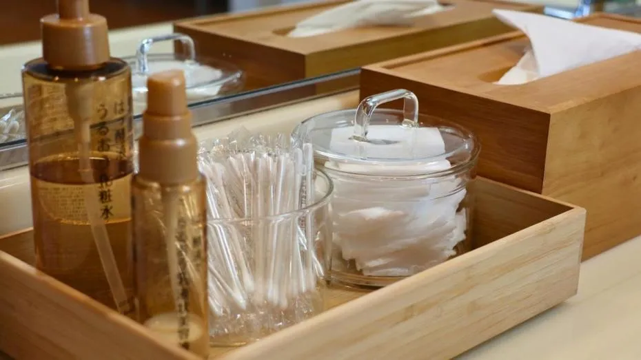 Public Bath in Hotel Sun Valley Annex