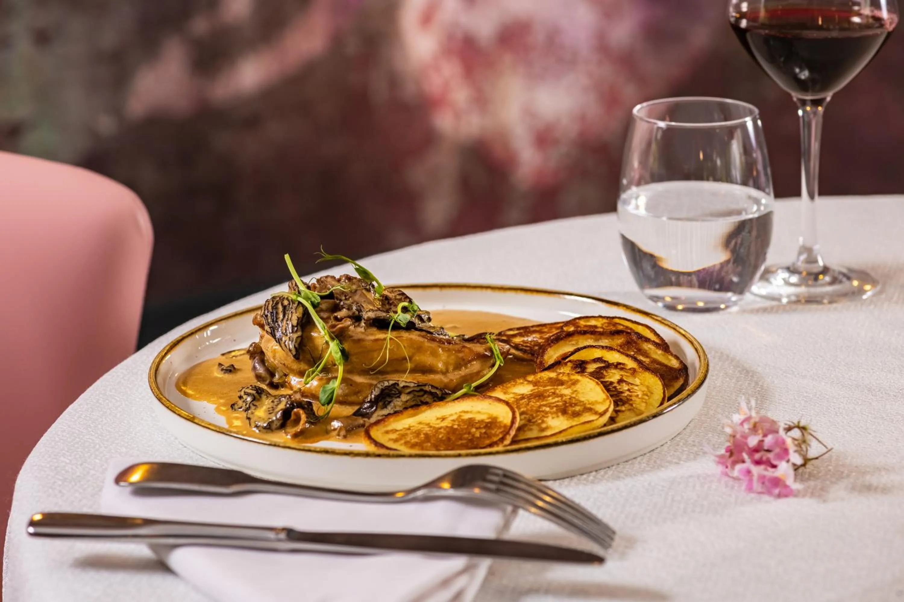 Food in Mercure Bourg En Bresse