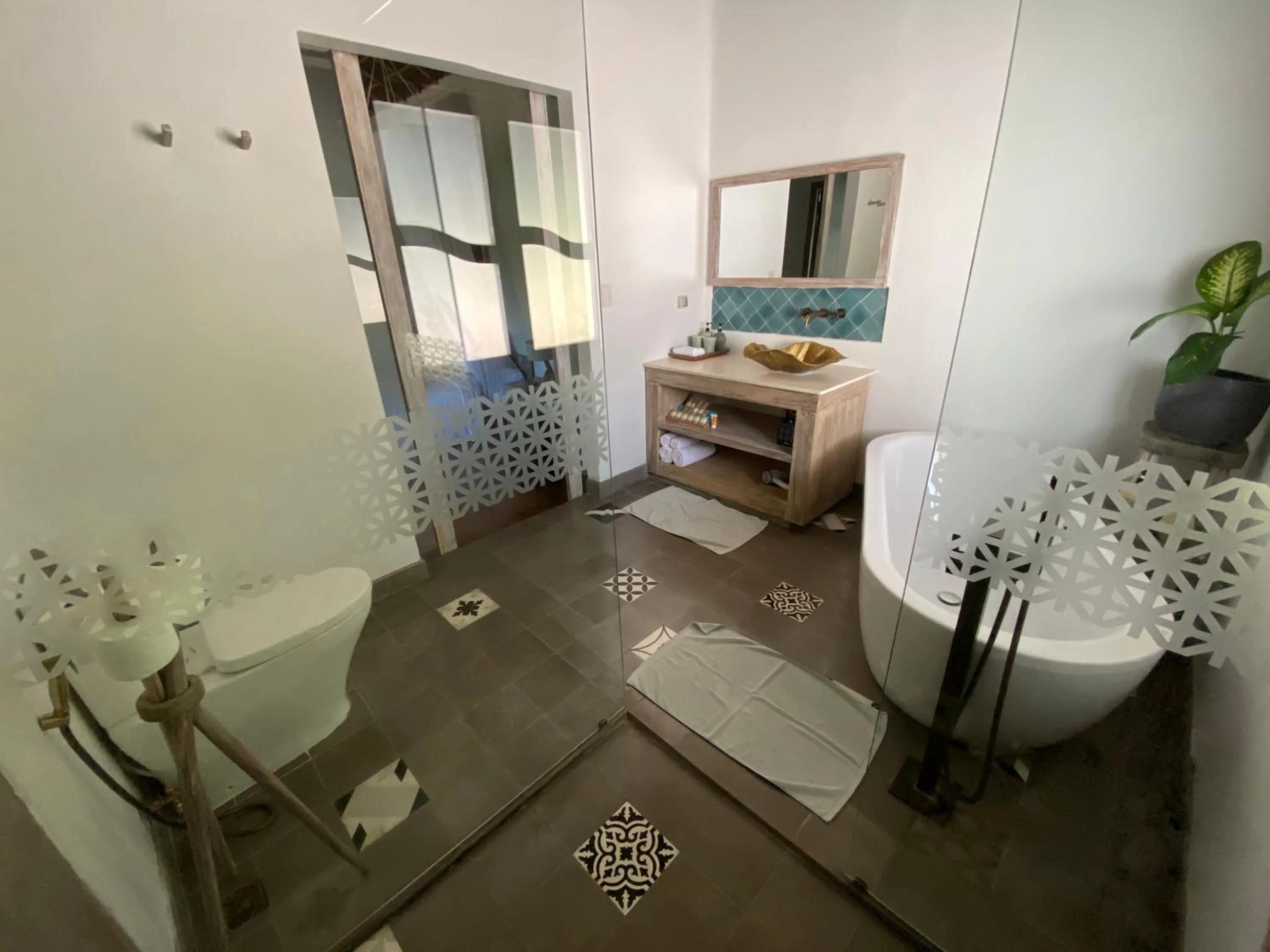 Bathroom, Bed in Sailing Club Resort Mui Ne