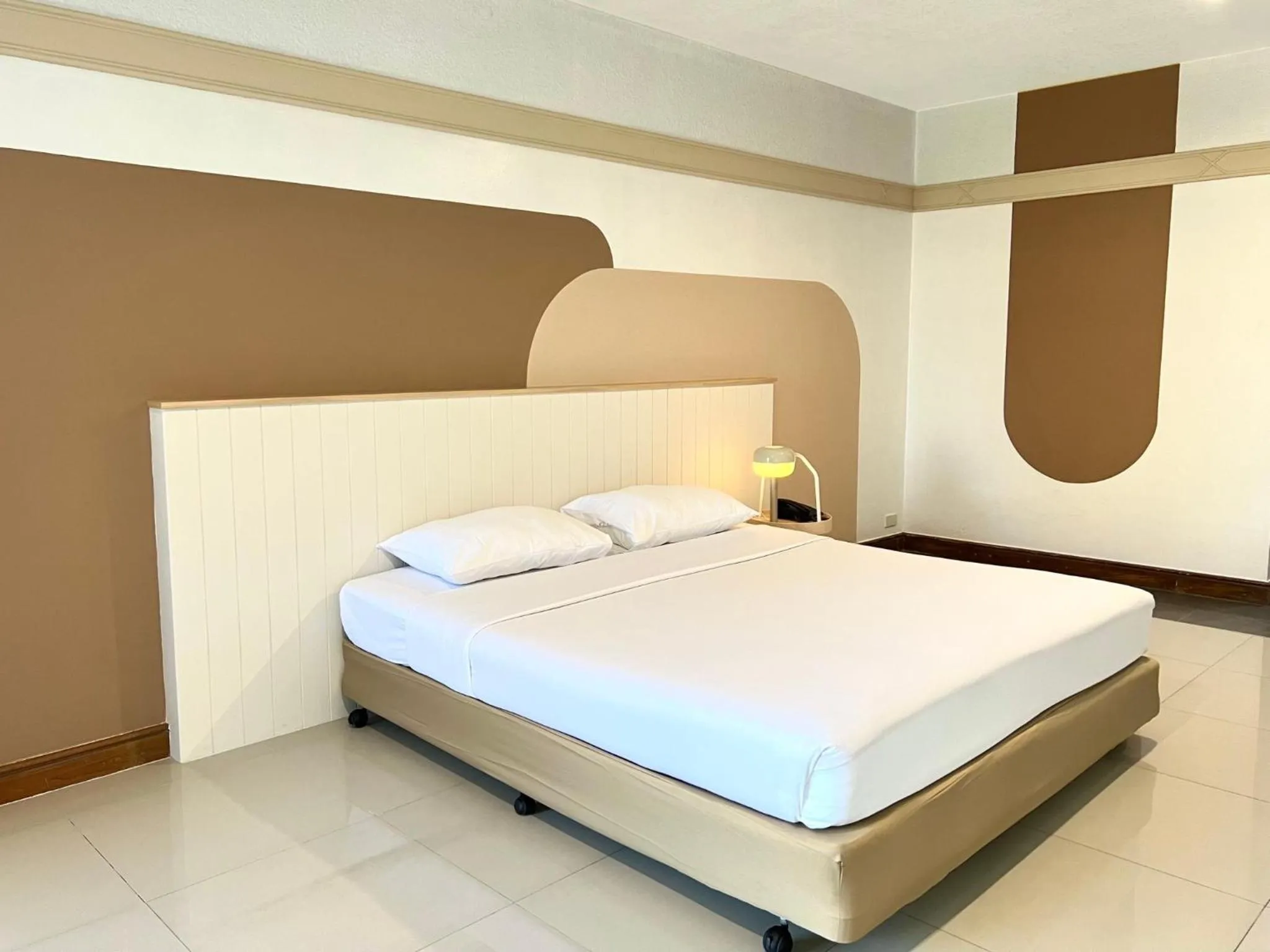 Bed in Markland Beach View