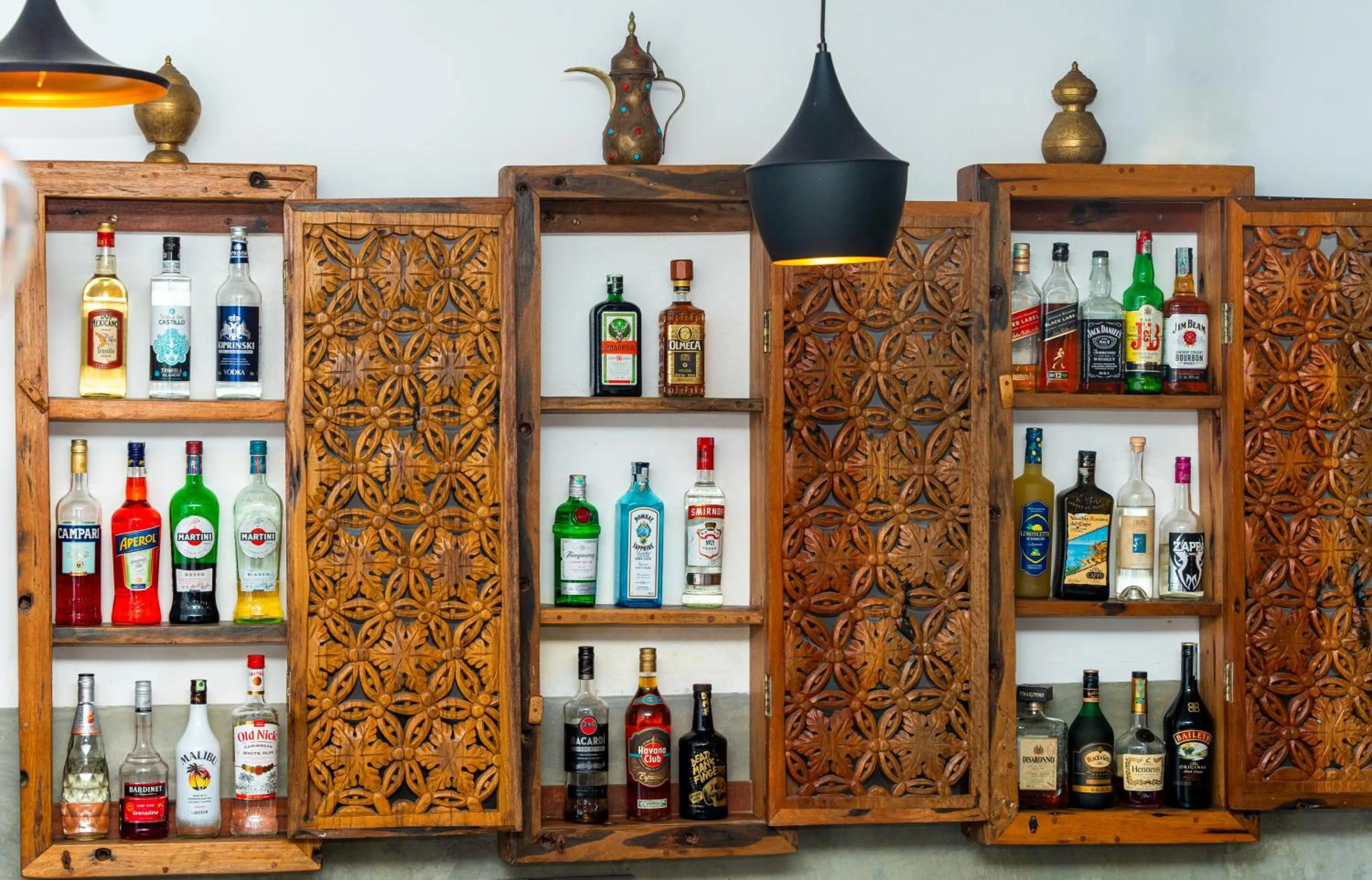 Restaurant/places to eat in Opera Hotel