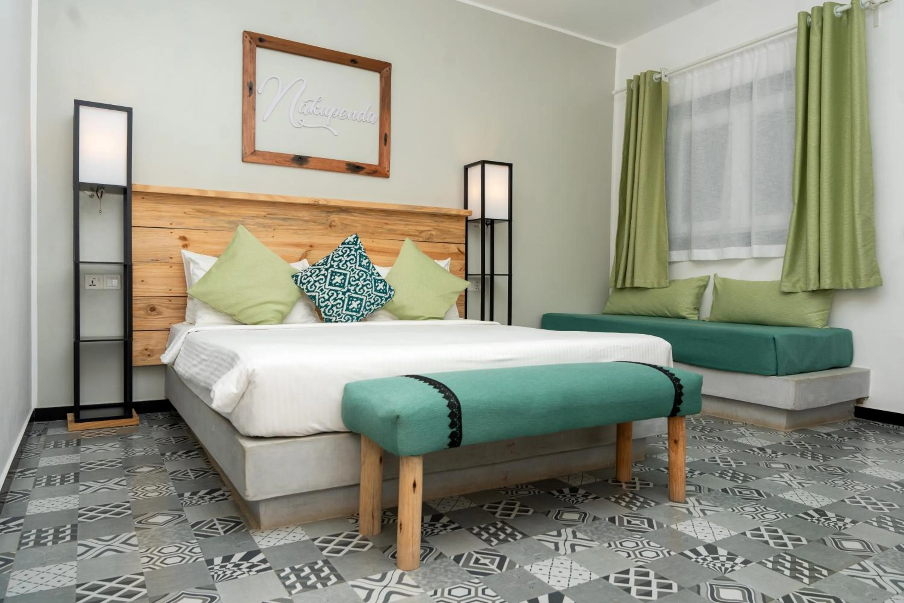 Bedroom, Bed in Opera Hotel