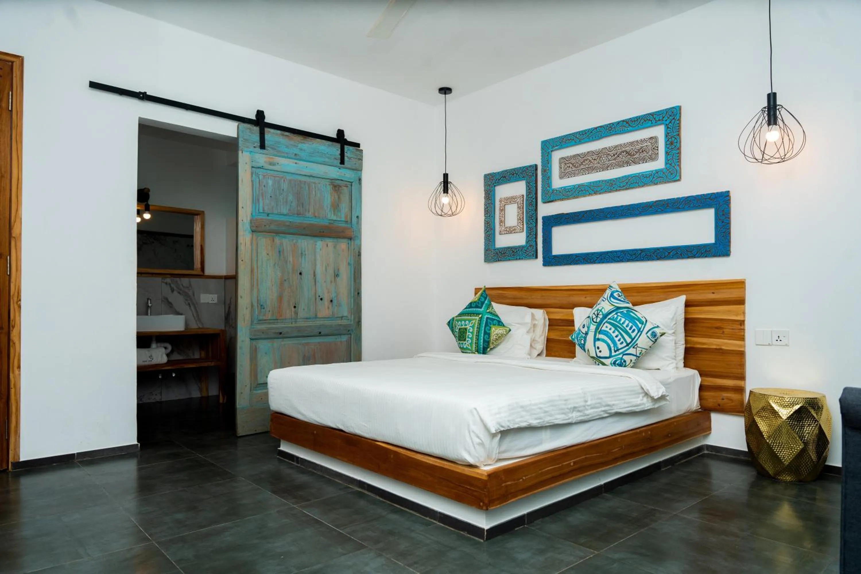 Bedroom, Bed in Opera Hotel