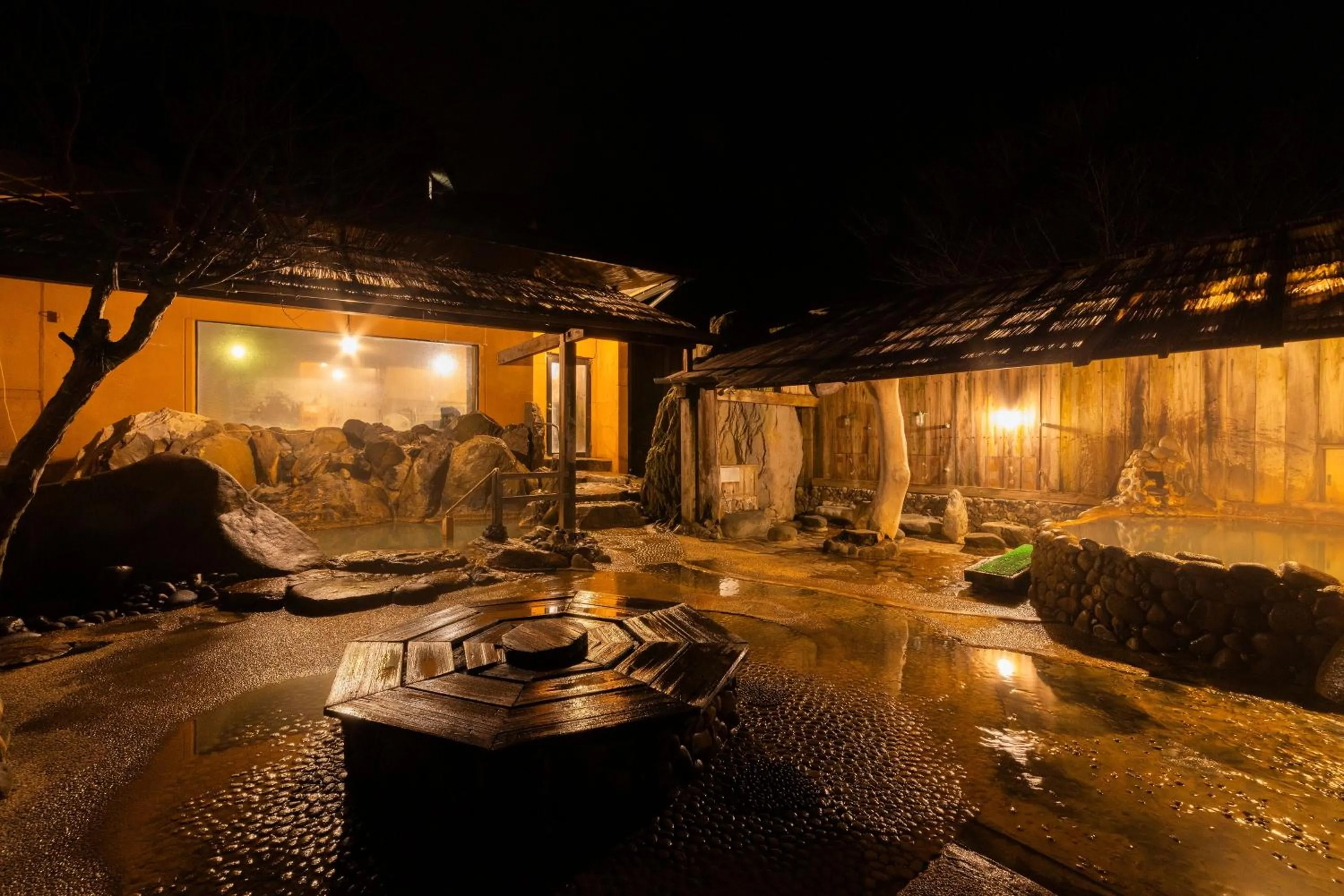Public Bath in Aso Baien Spa Resort