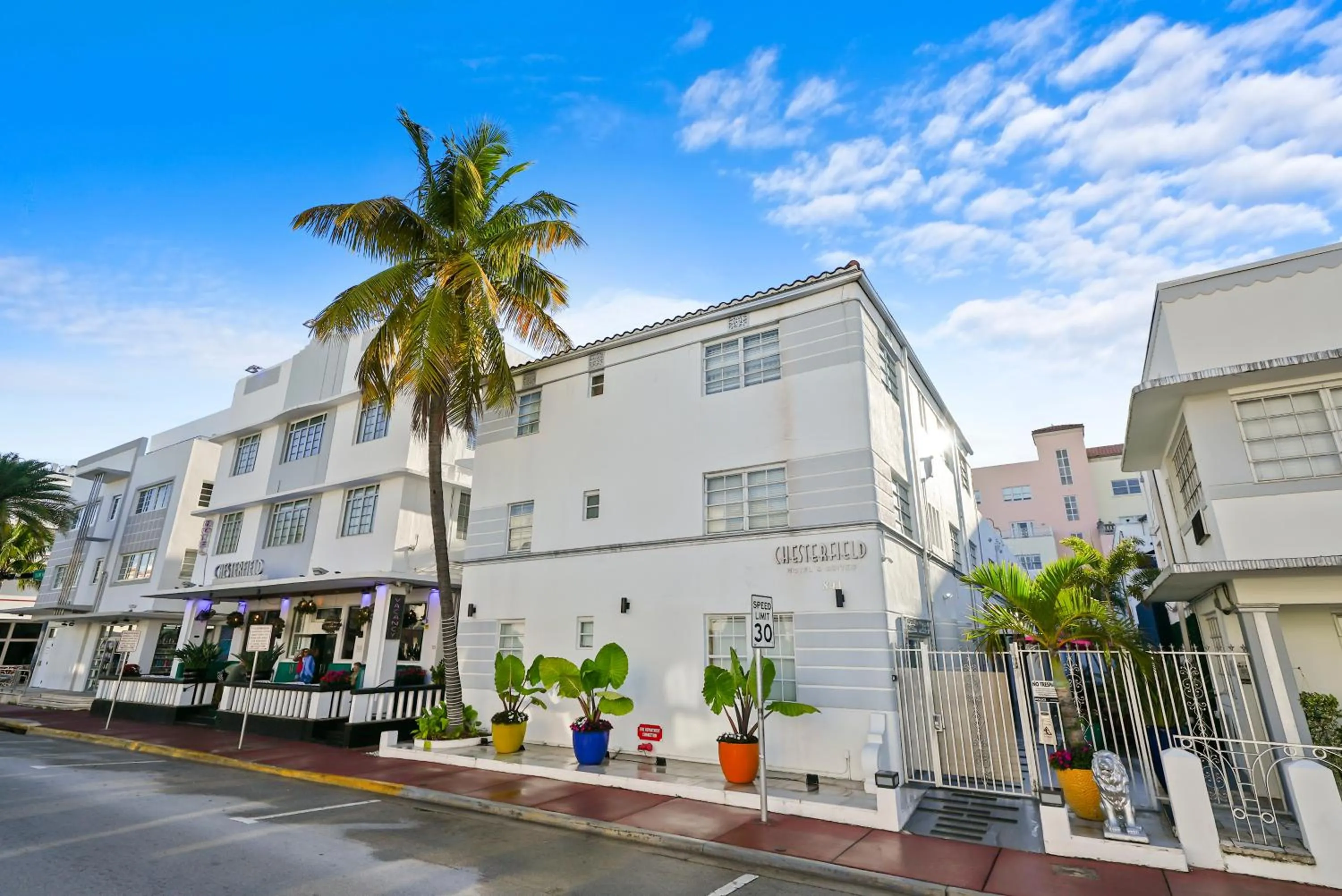 Property building in Chesterfield Hotel & Suites