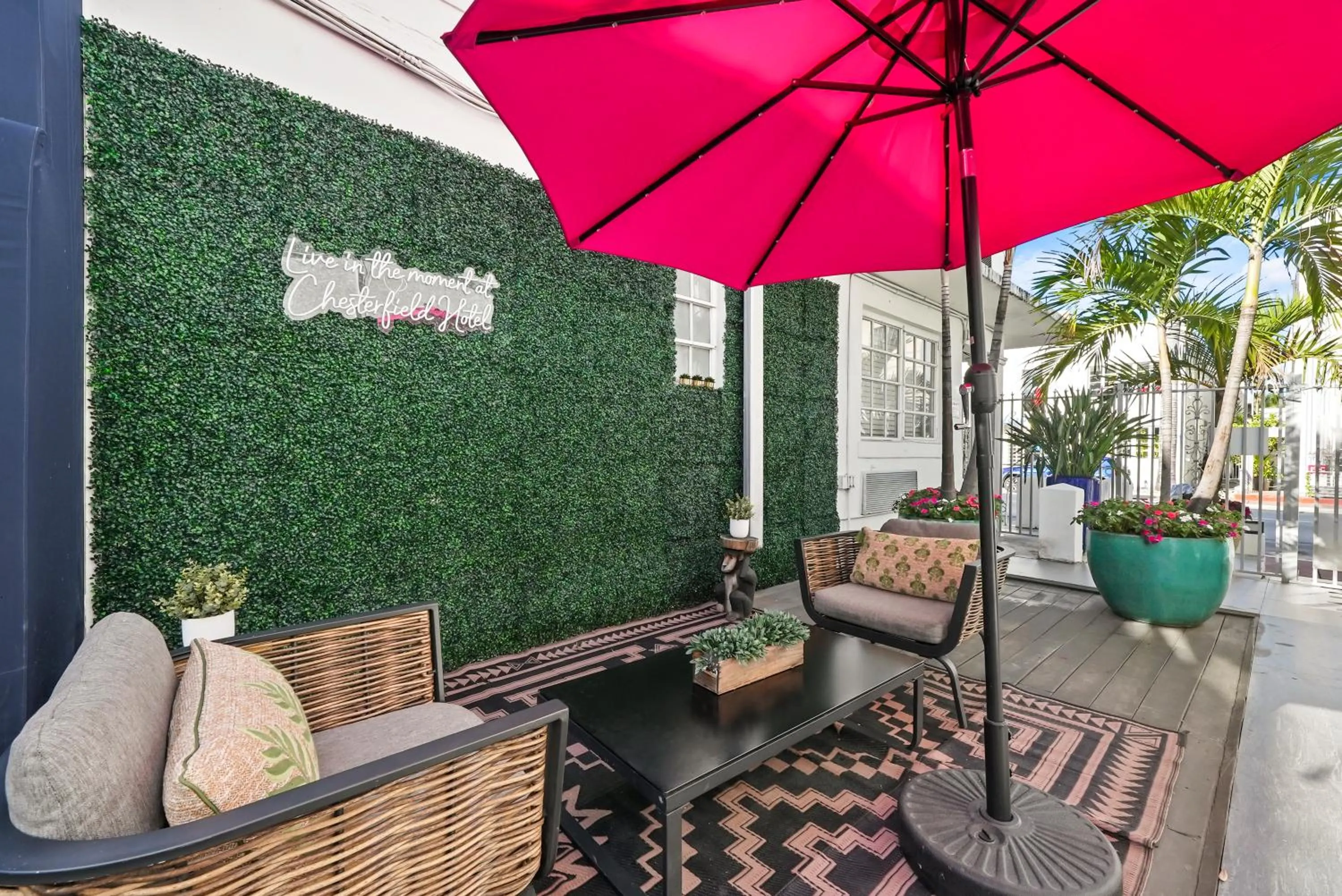 Property building in Chesterfield Hotel & Suites