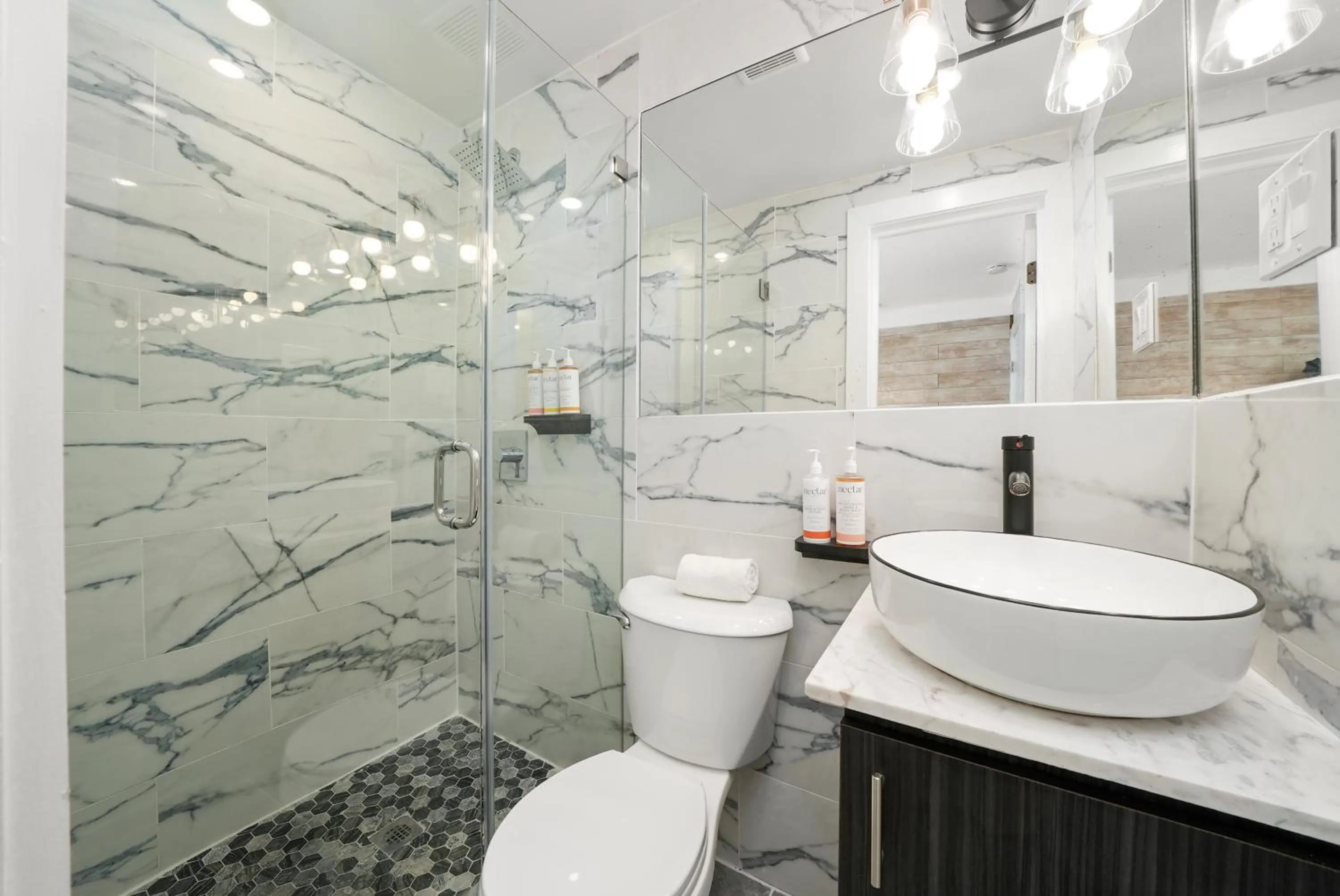 Bathroom in Chesterfield Hotel & Suites