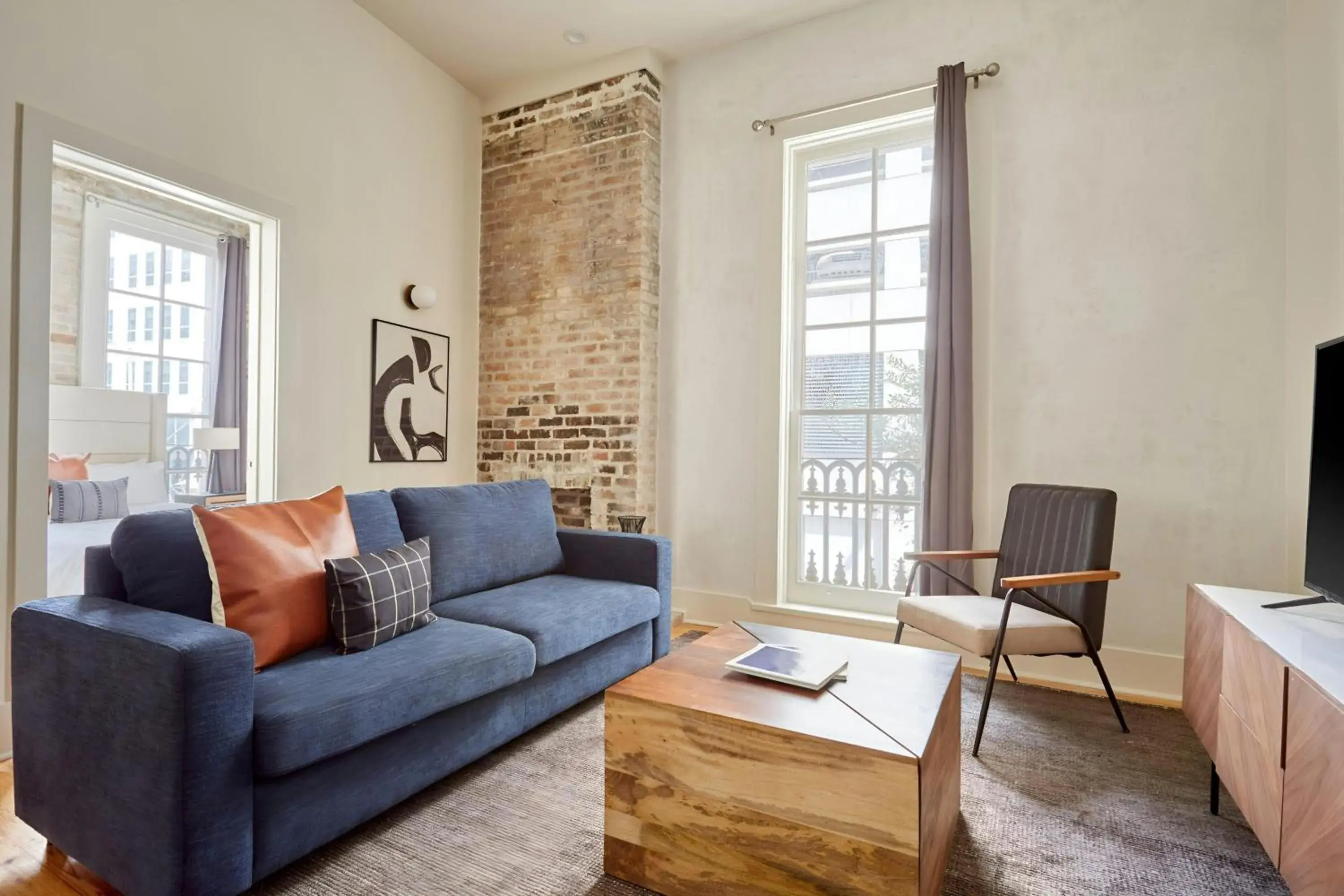 Three-Bedroom Apartment in Sonder by Marriott Bonvoy The Louie Apartments CBD Three-Bedroom Apartment in Sonder by Marriott Bonvoy The Louie Apartments CBD