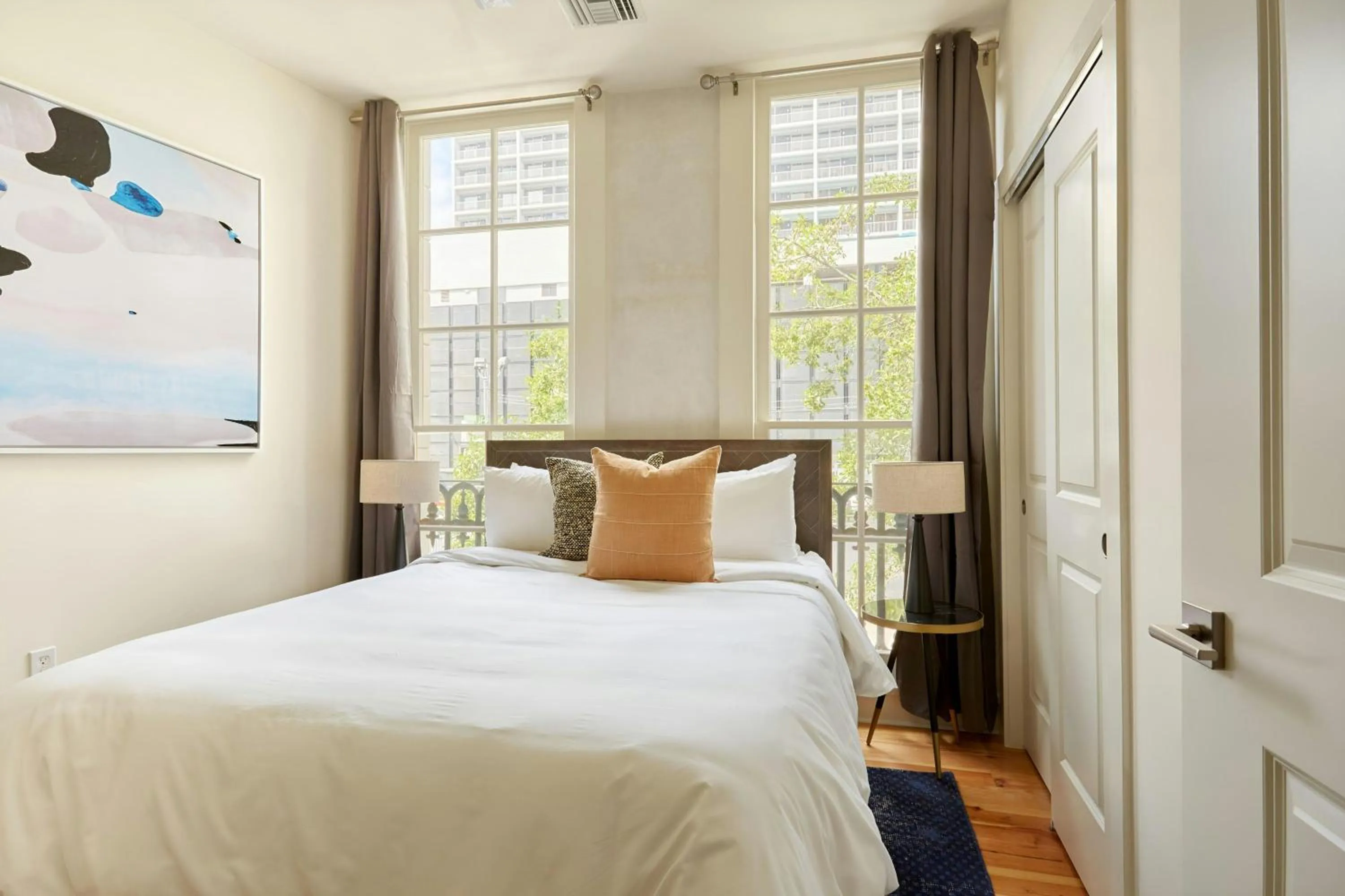 Bedroom, Bed in Sonder by Marriott Bonvoy The Louie Apartments CBD