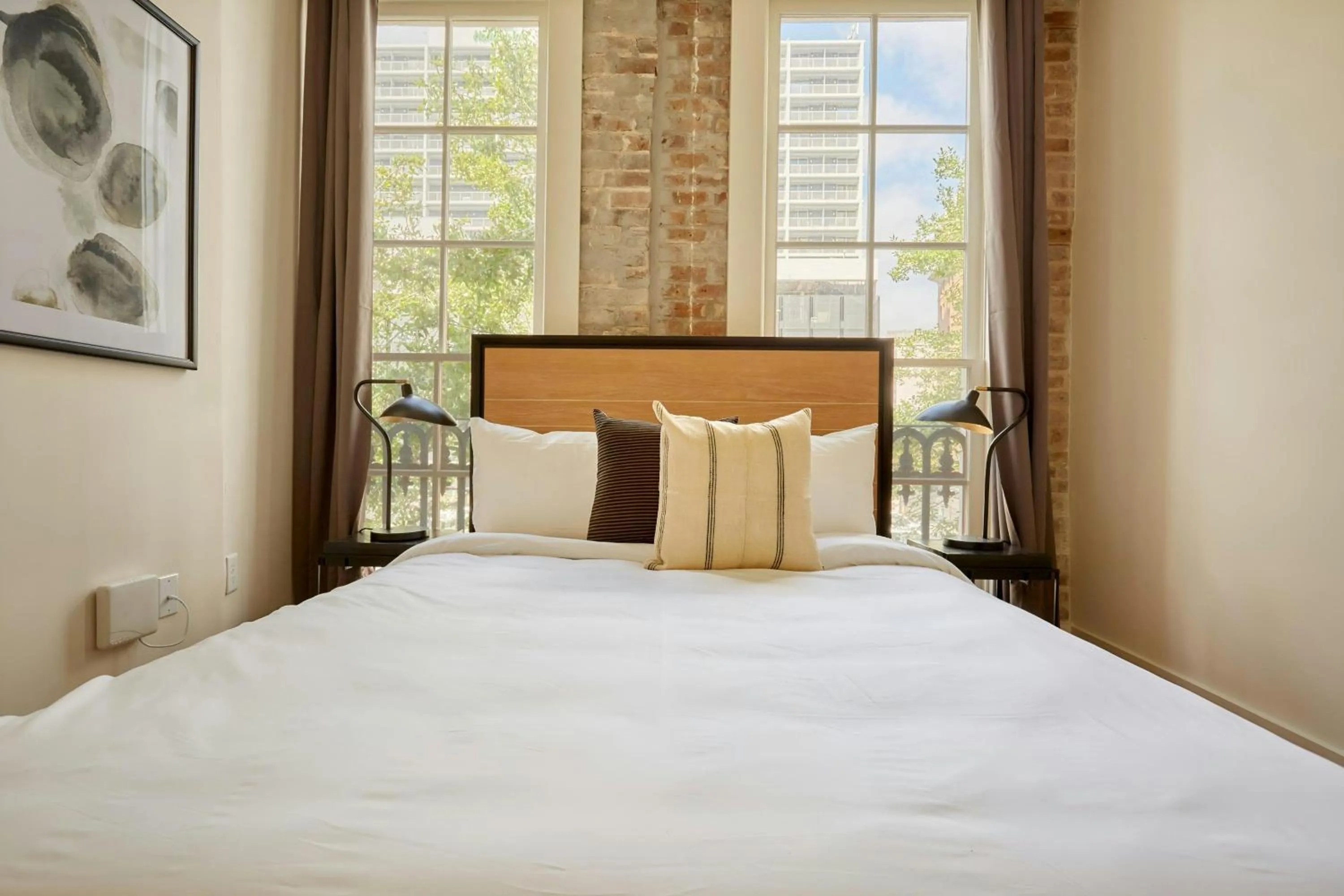 Bedroom, Bed in Sonder by Marriott Bonvoy The Louie Apartments CBD