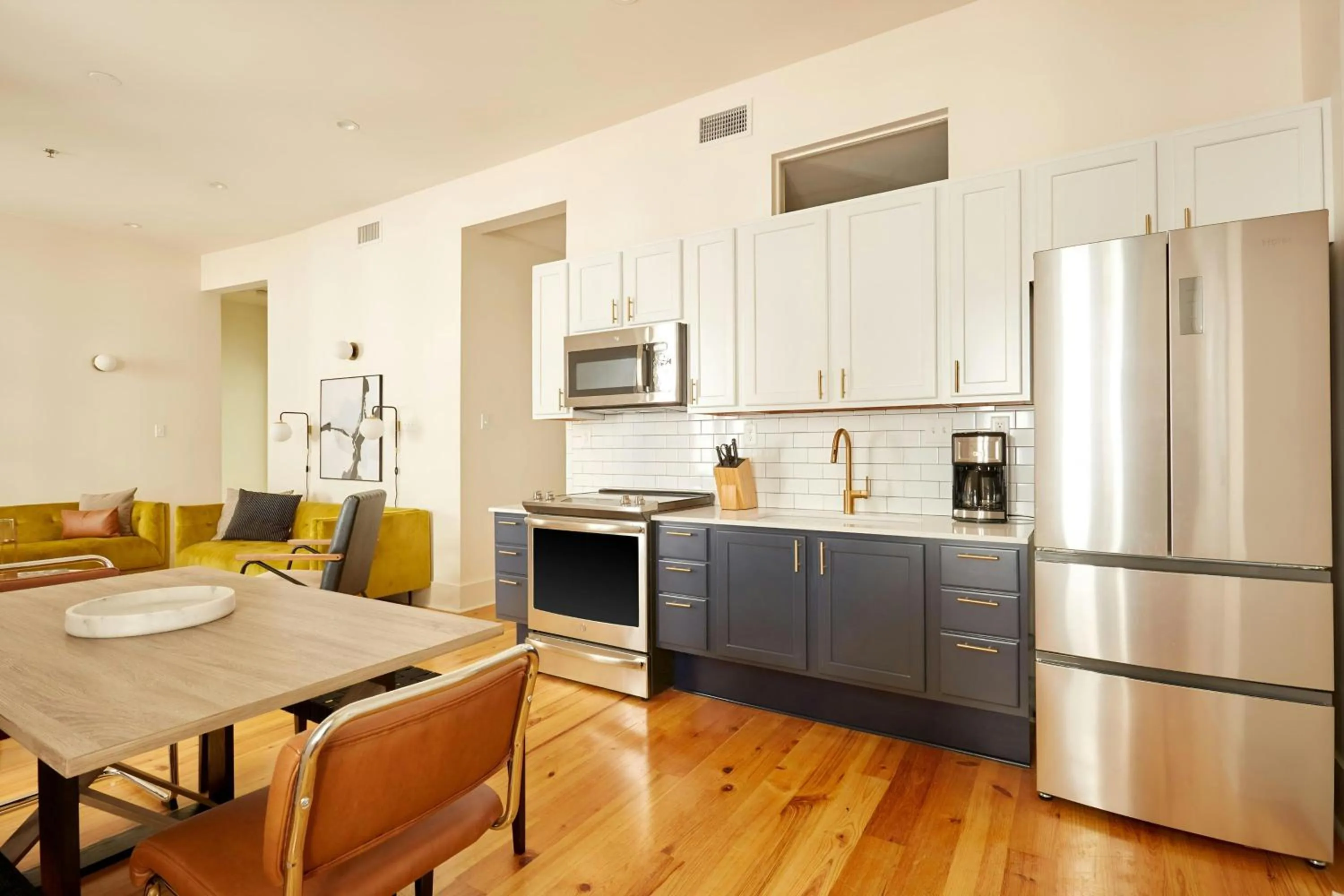 Kitchen or kitchenette in Sonder by Marriott Bonvoy The Louie Apartments CBD
